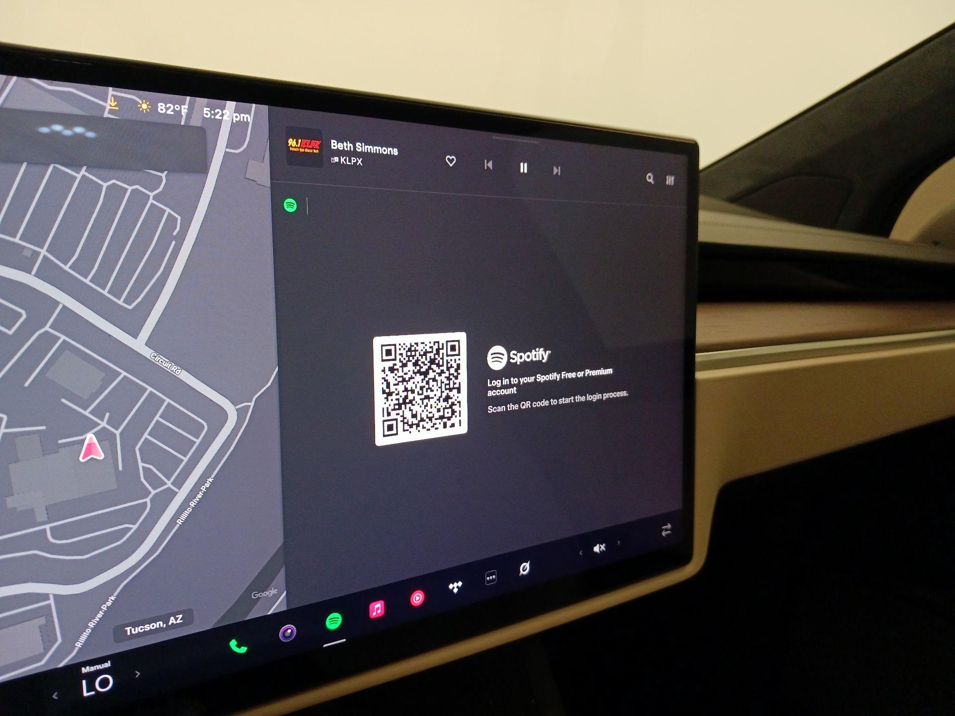 Thumbnail: 2023 Tesla Model X - 15