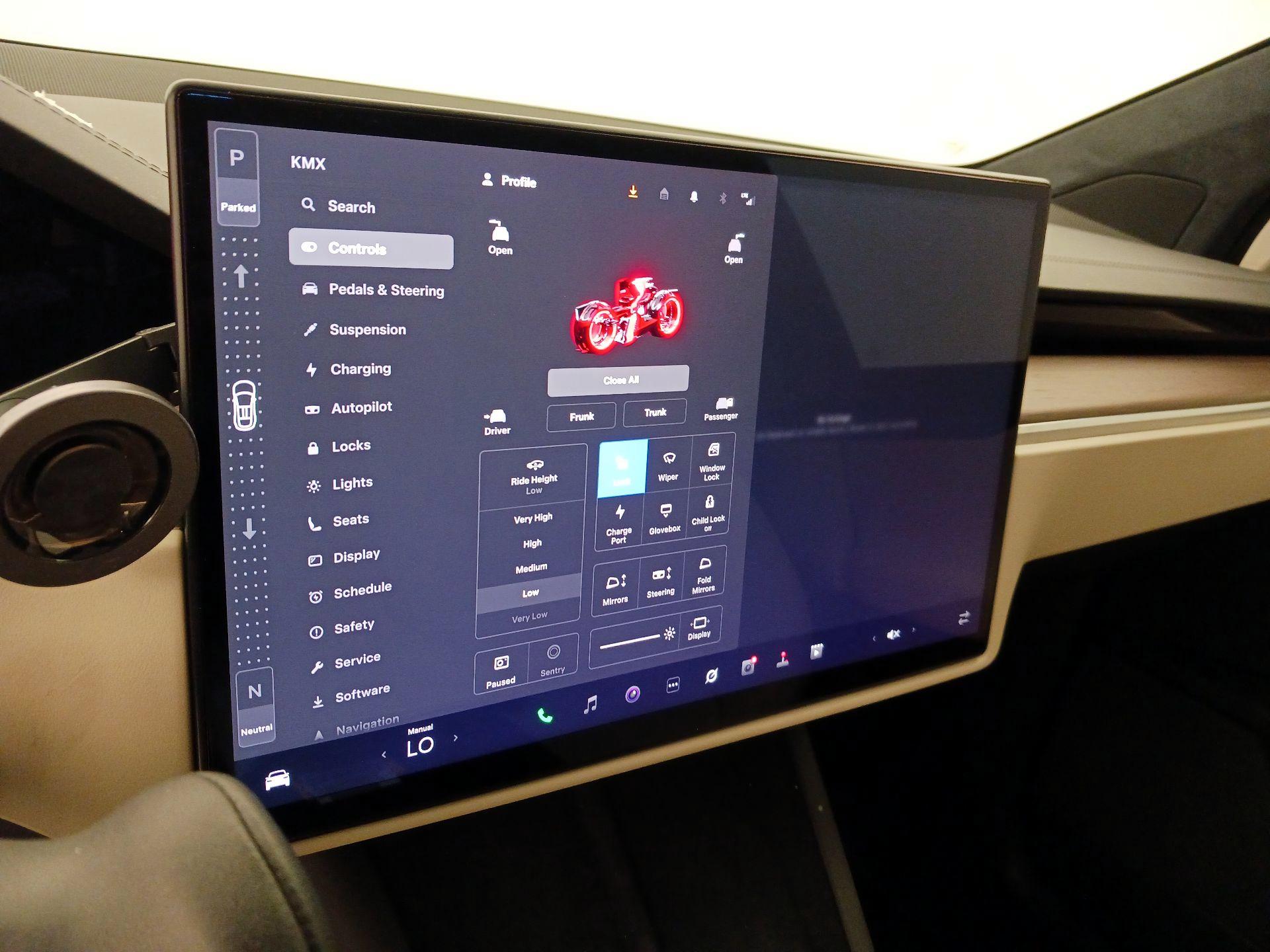 Thumbnail: 2023 Tesla Model X - 17