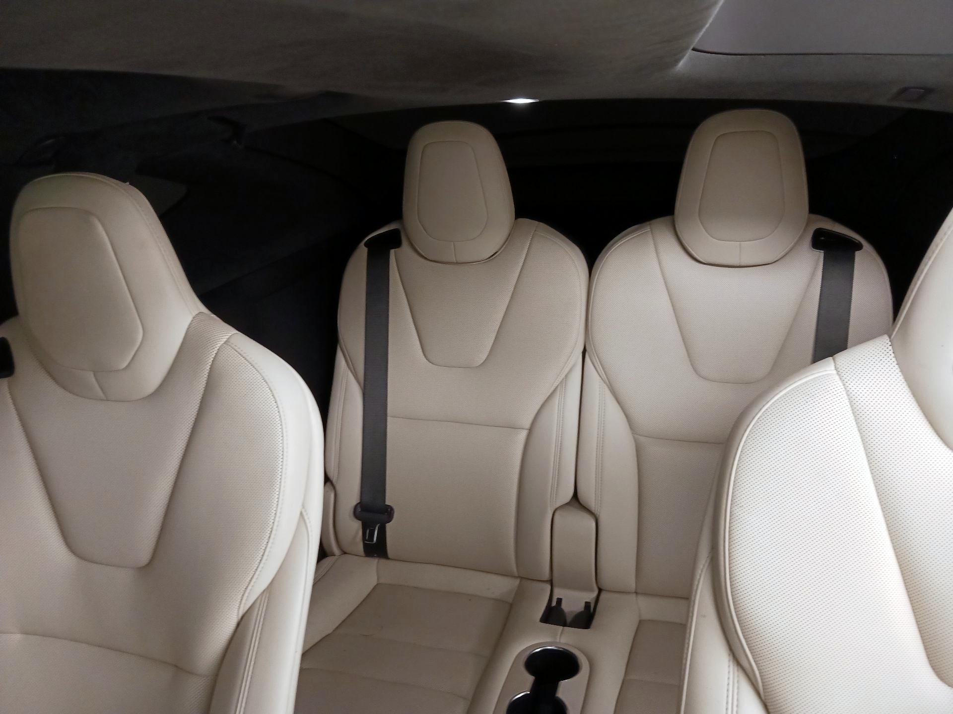 Thumbnail: 2023 Tesla Model X - 19