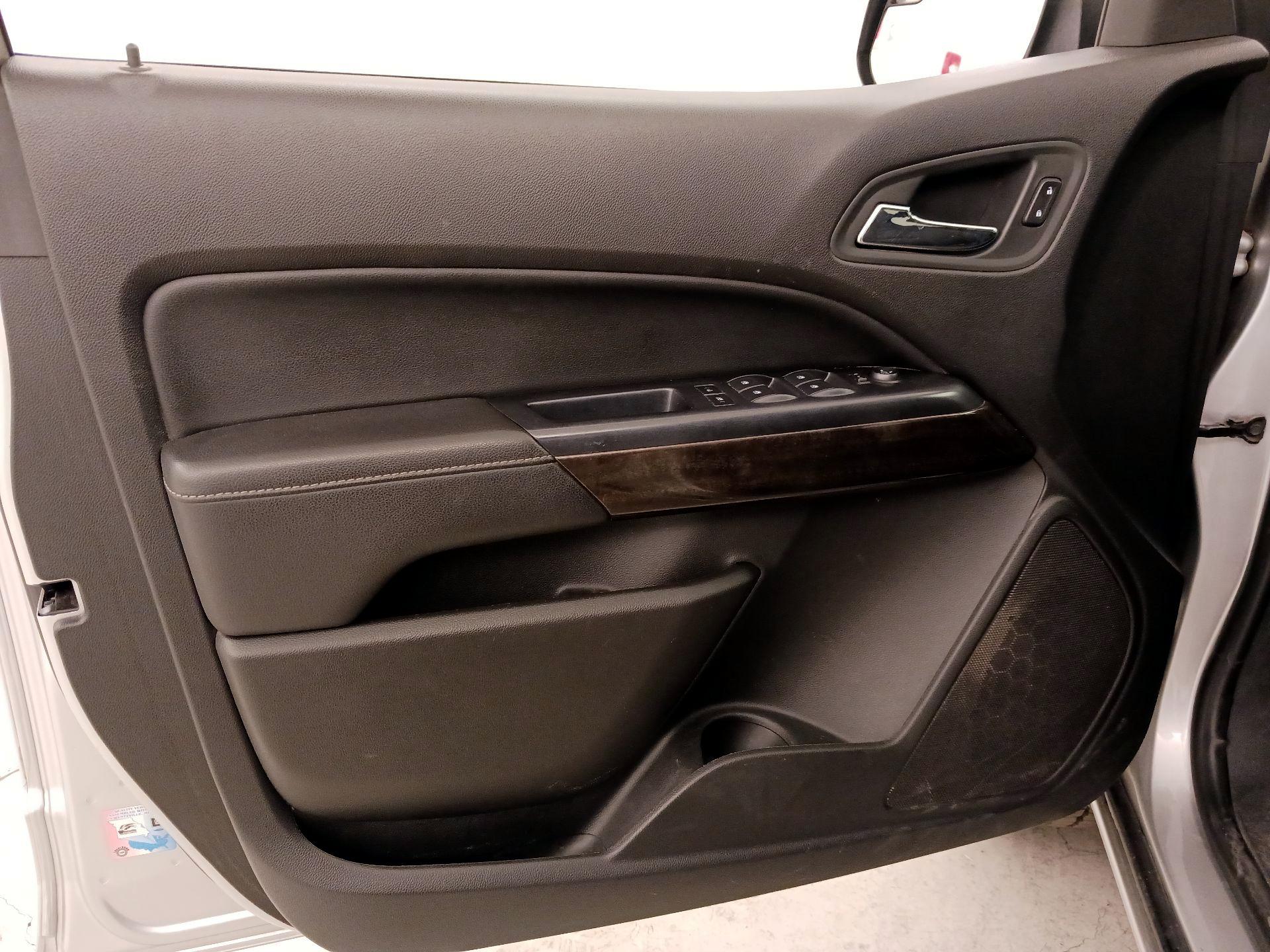 Thumbnail: 2015 GMC Canyon - 12