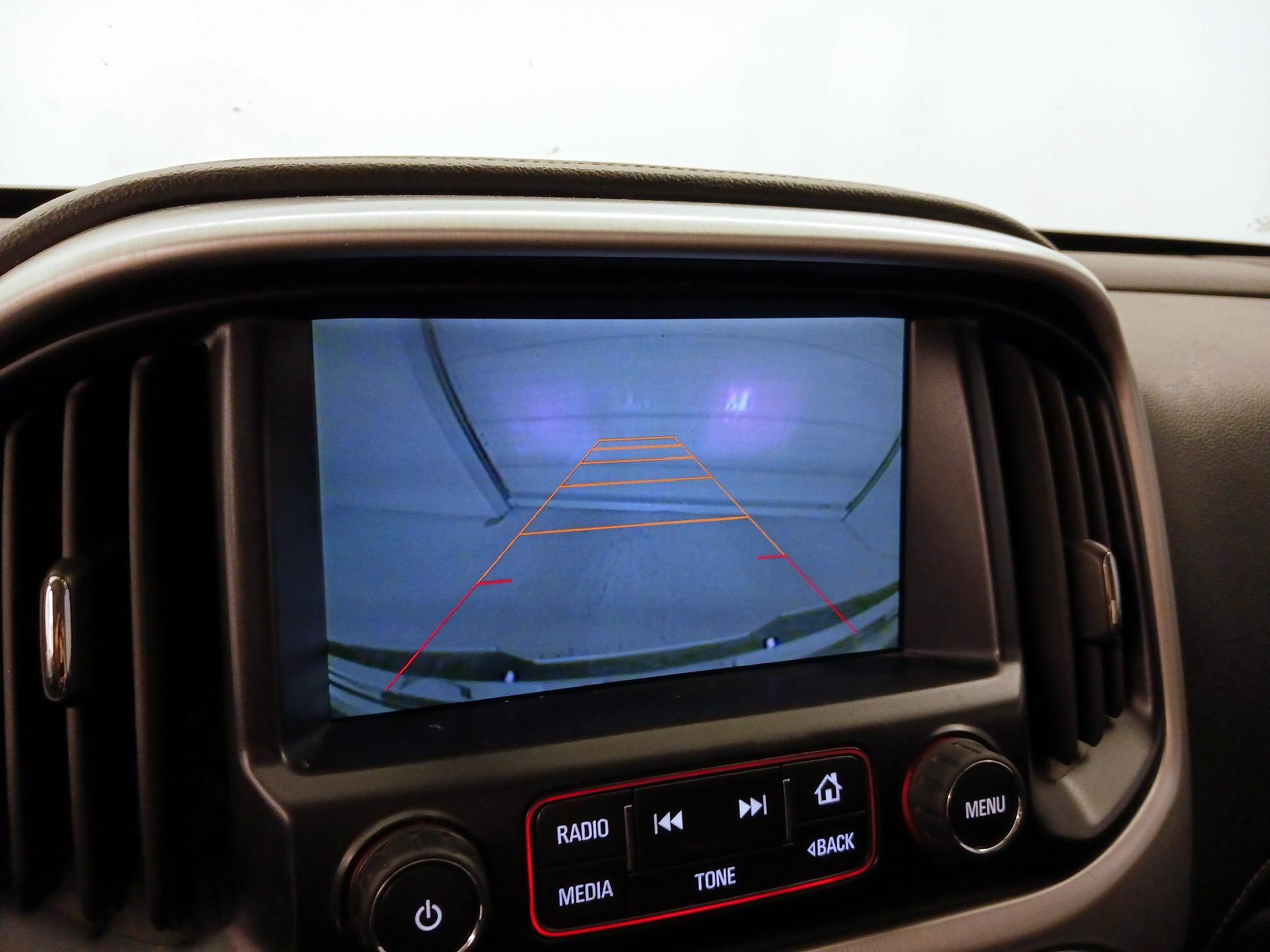 Thumbnail: 2015 GMC Canyon - 15