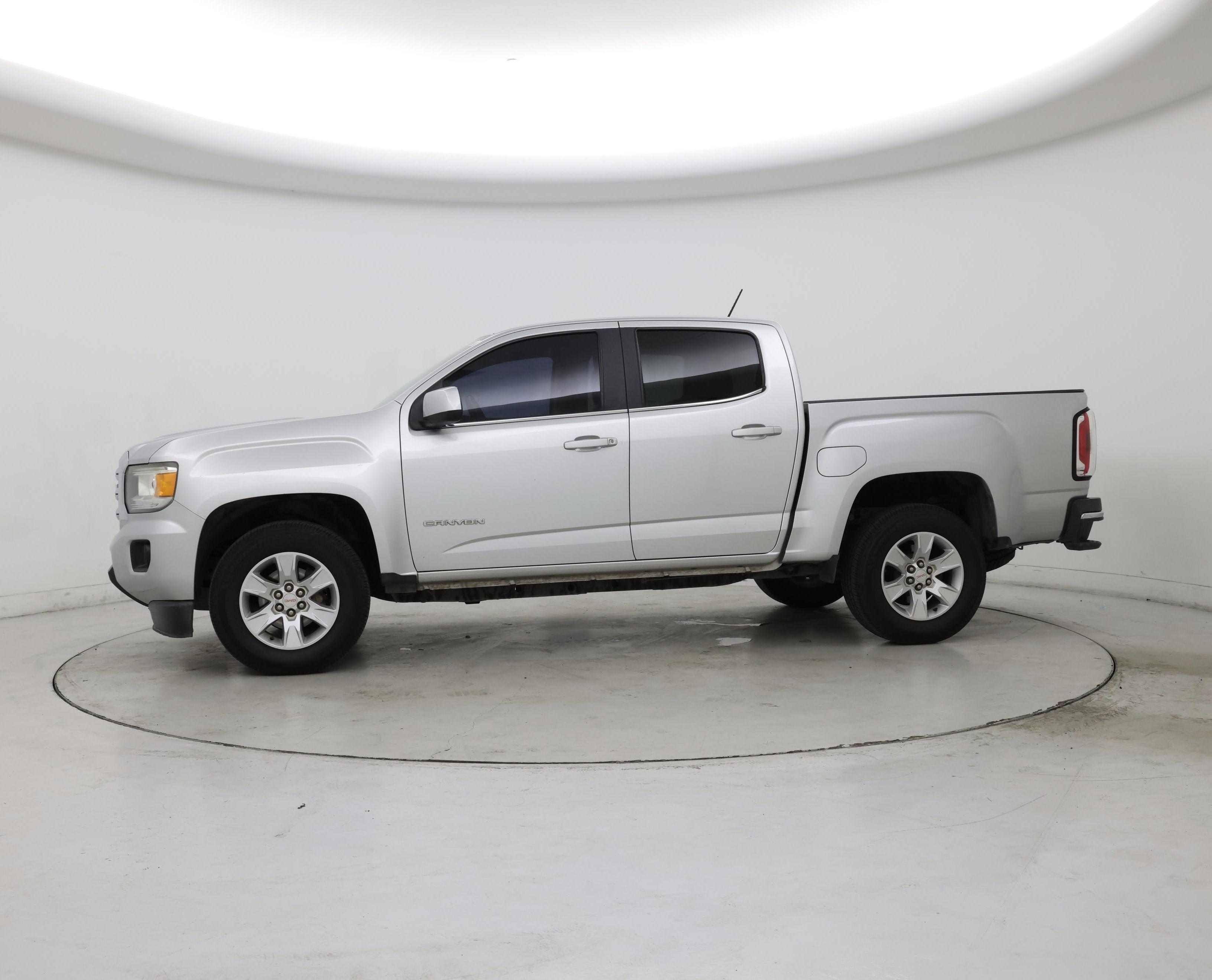 Thumbnail: 2015 GMC Canyon - 3