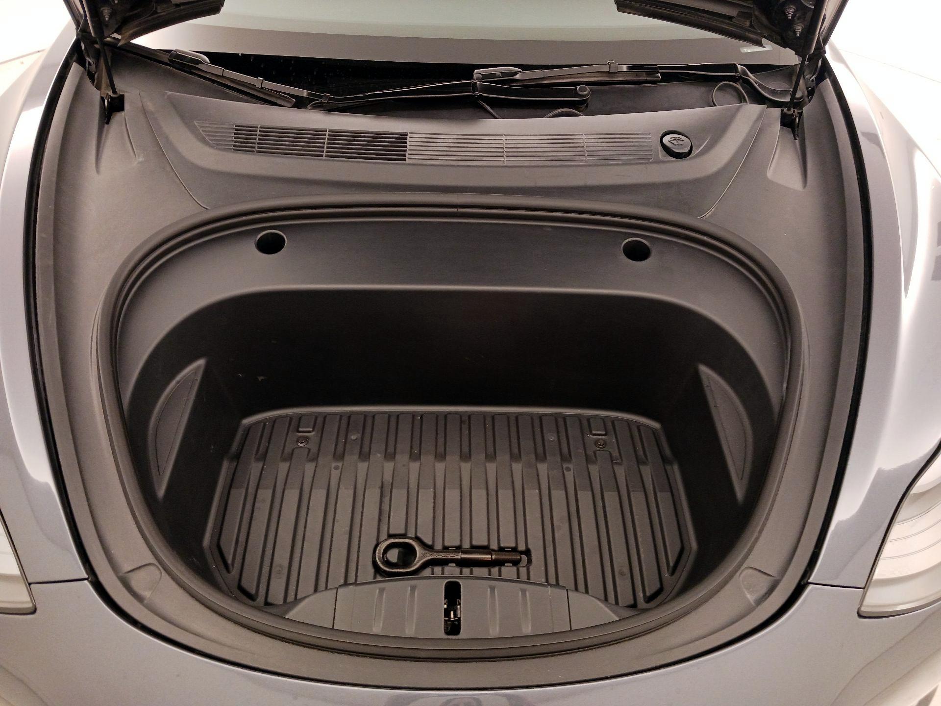 Thumbnail: 2023 Tesla Model 3 - 20