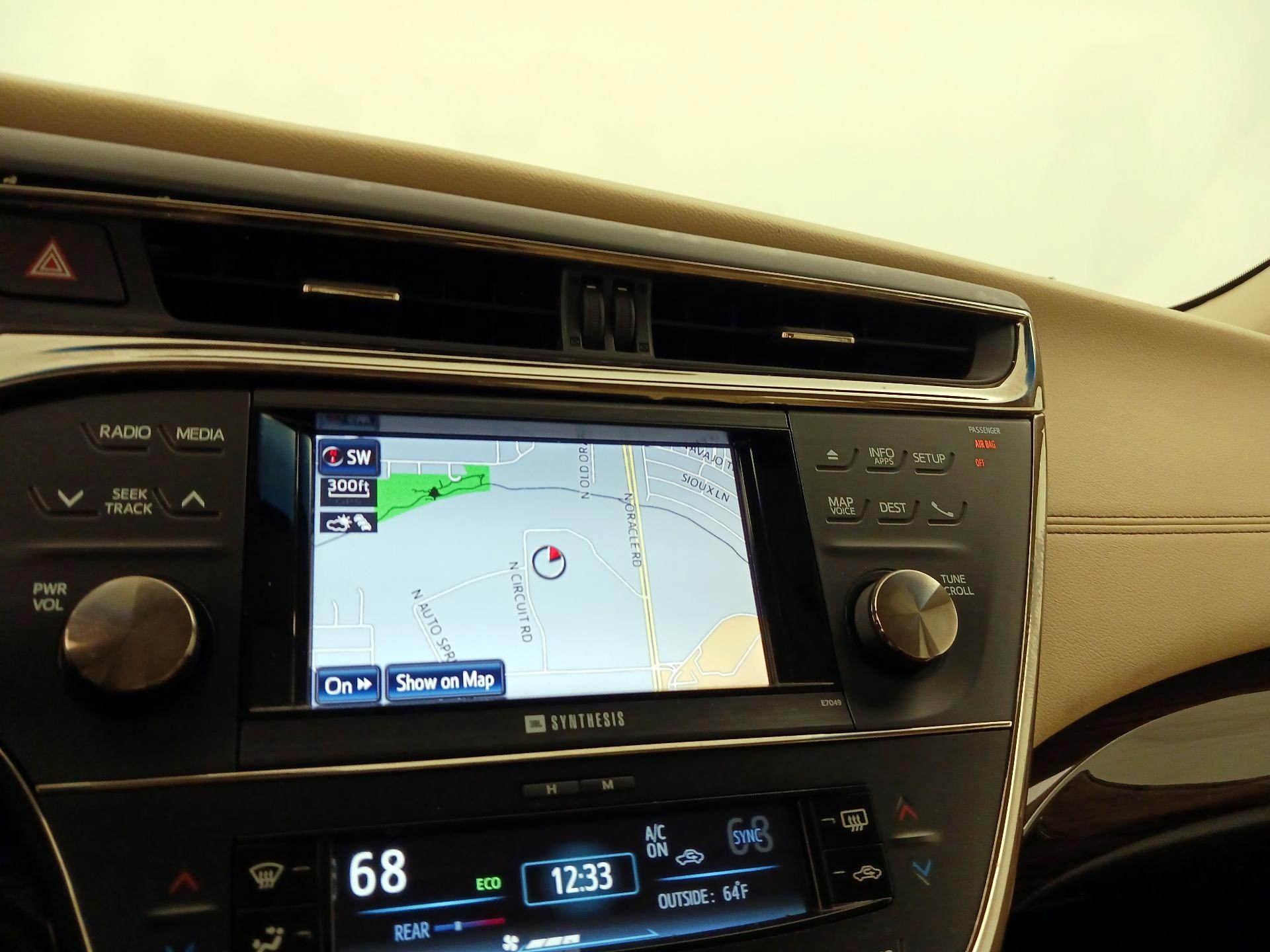 Thumbnail: 2014 Toyota Avalon - 16