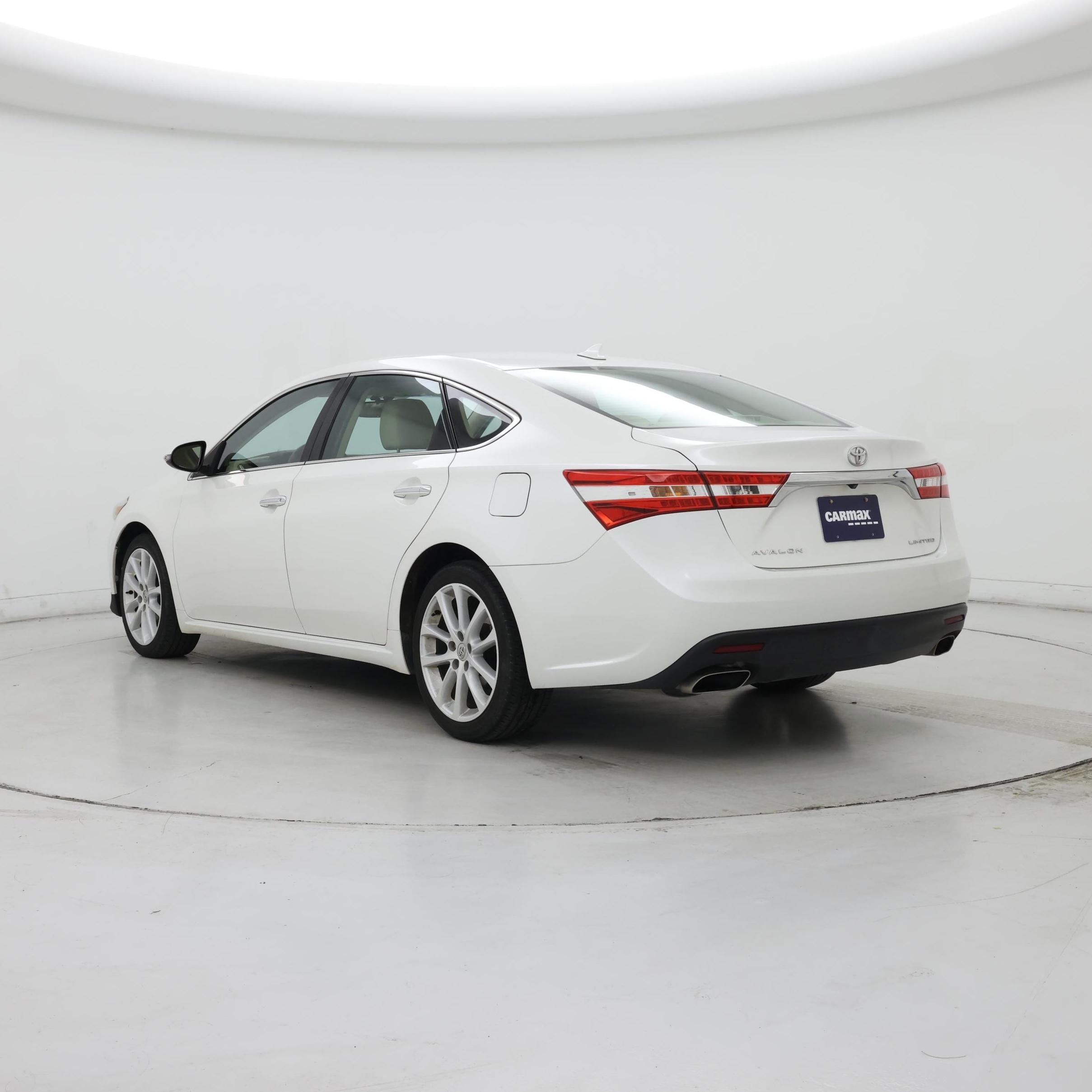 Thumbnail: 2014 Toyota Avalon - 2