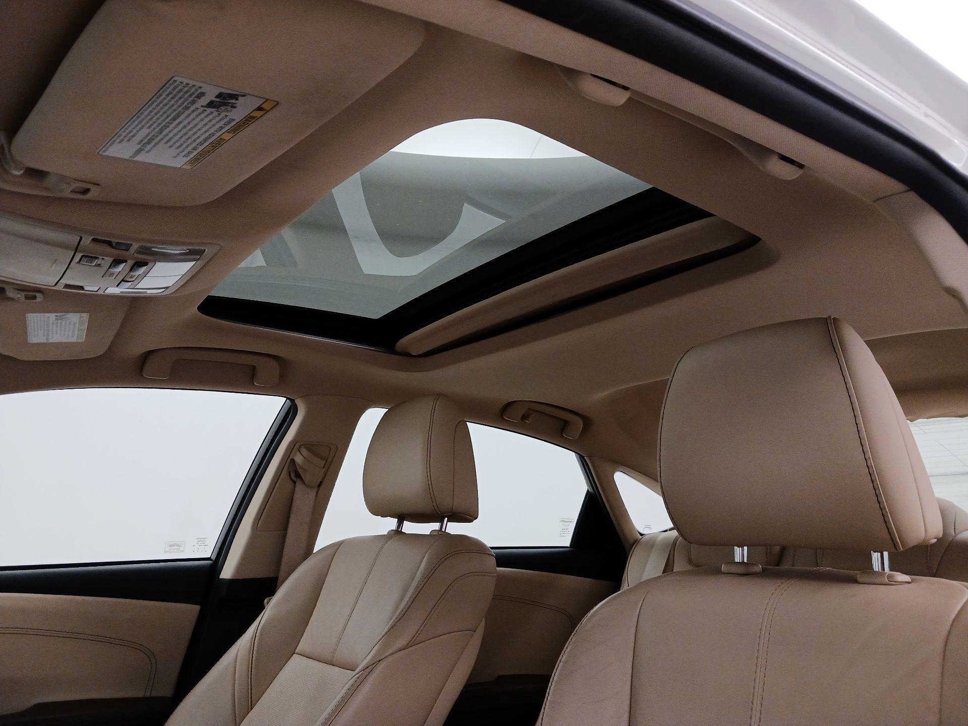 Thumbnail: 2014 Toyota Avalon - 20