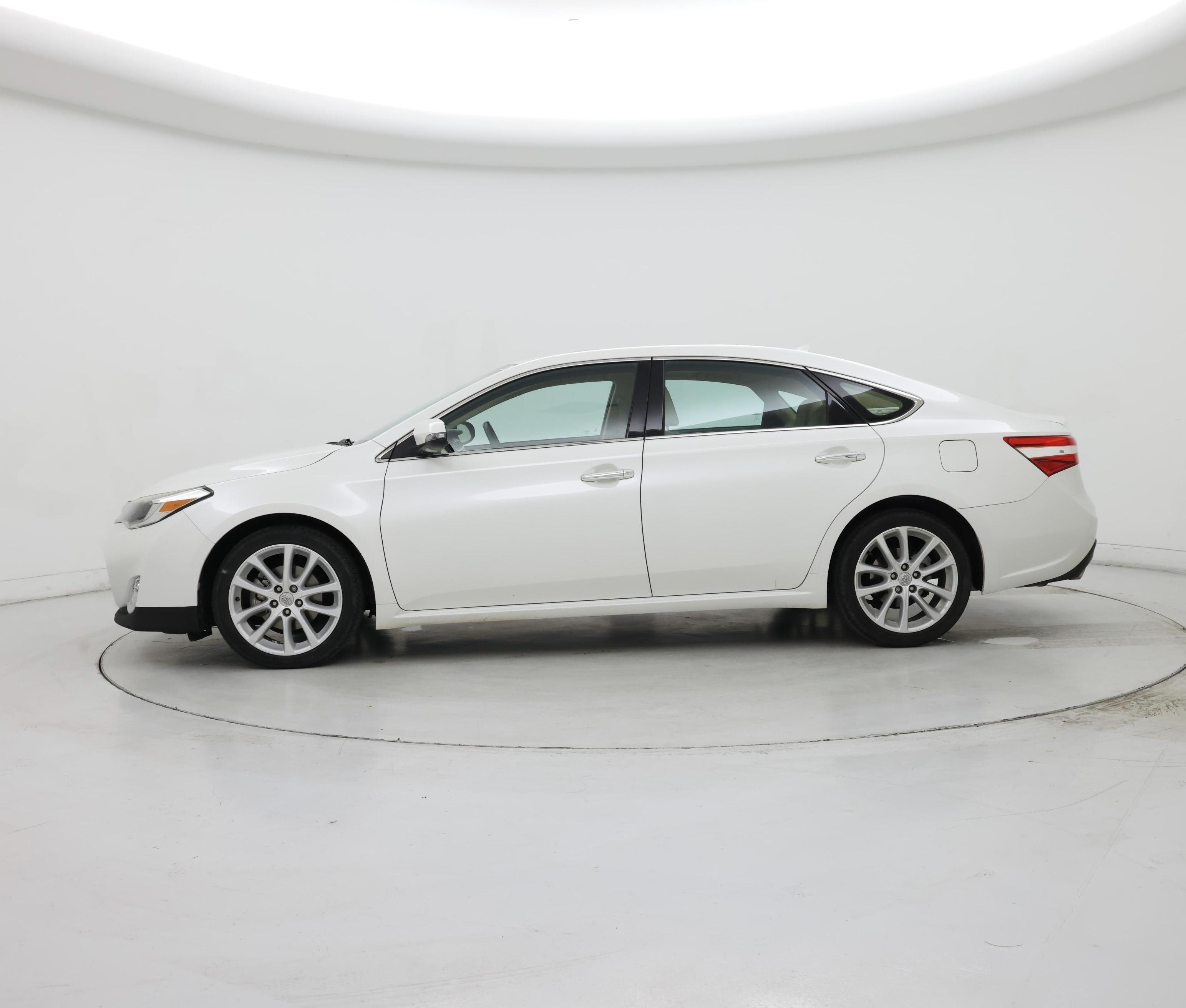 Thumbnail: 2014 Toyota Avalon - 3