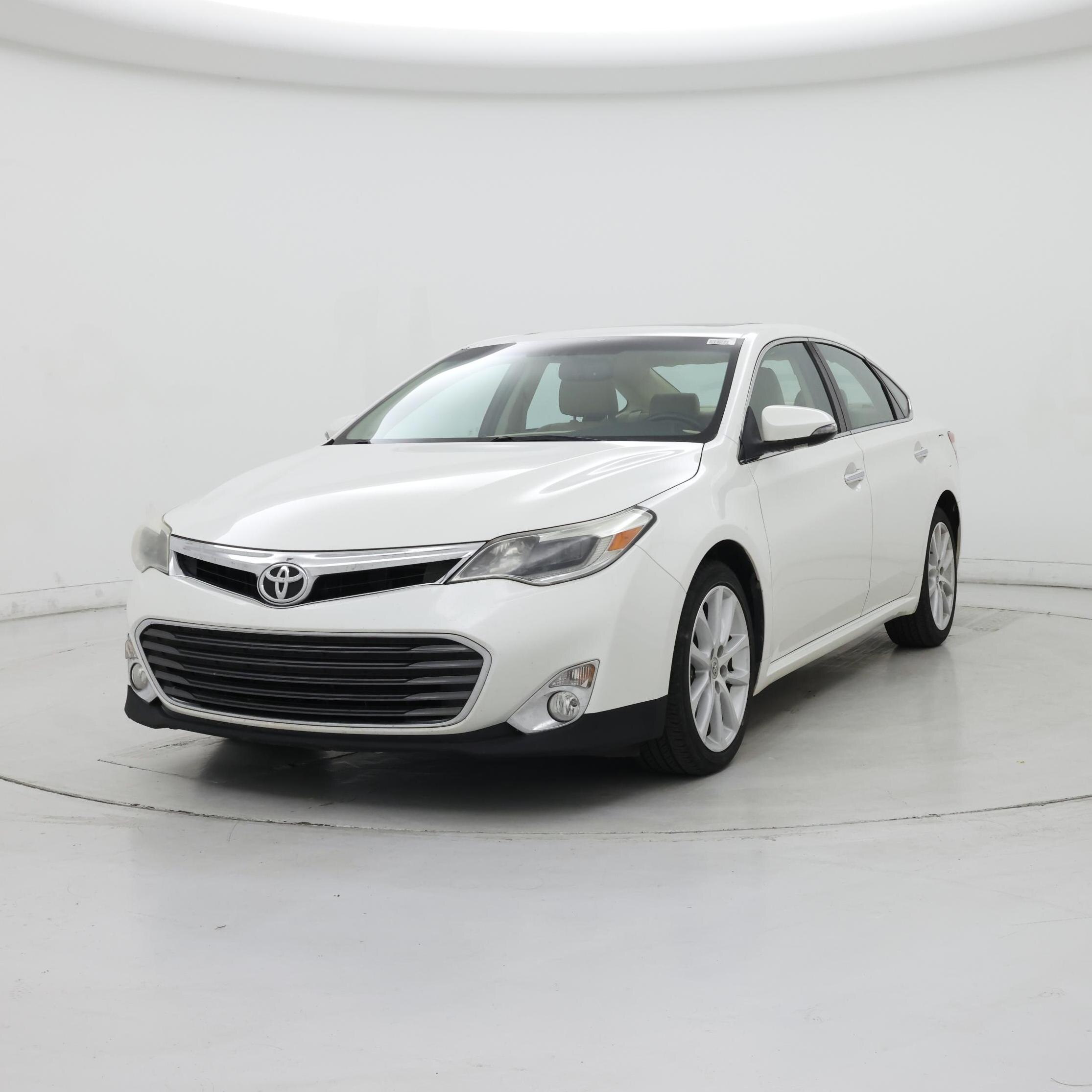 Thumbnail: 2014 Toyota Avalon - 4