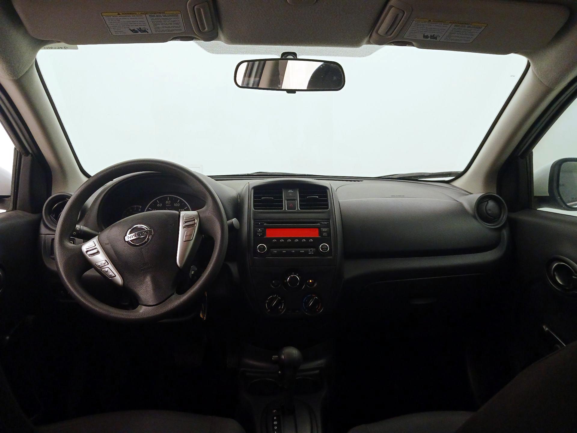 Thumbnail: 2016 Nissan Versa - 9