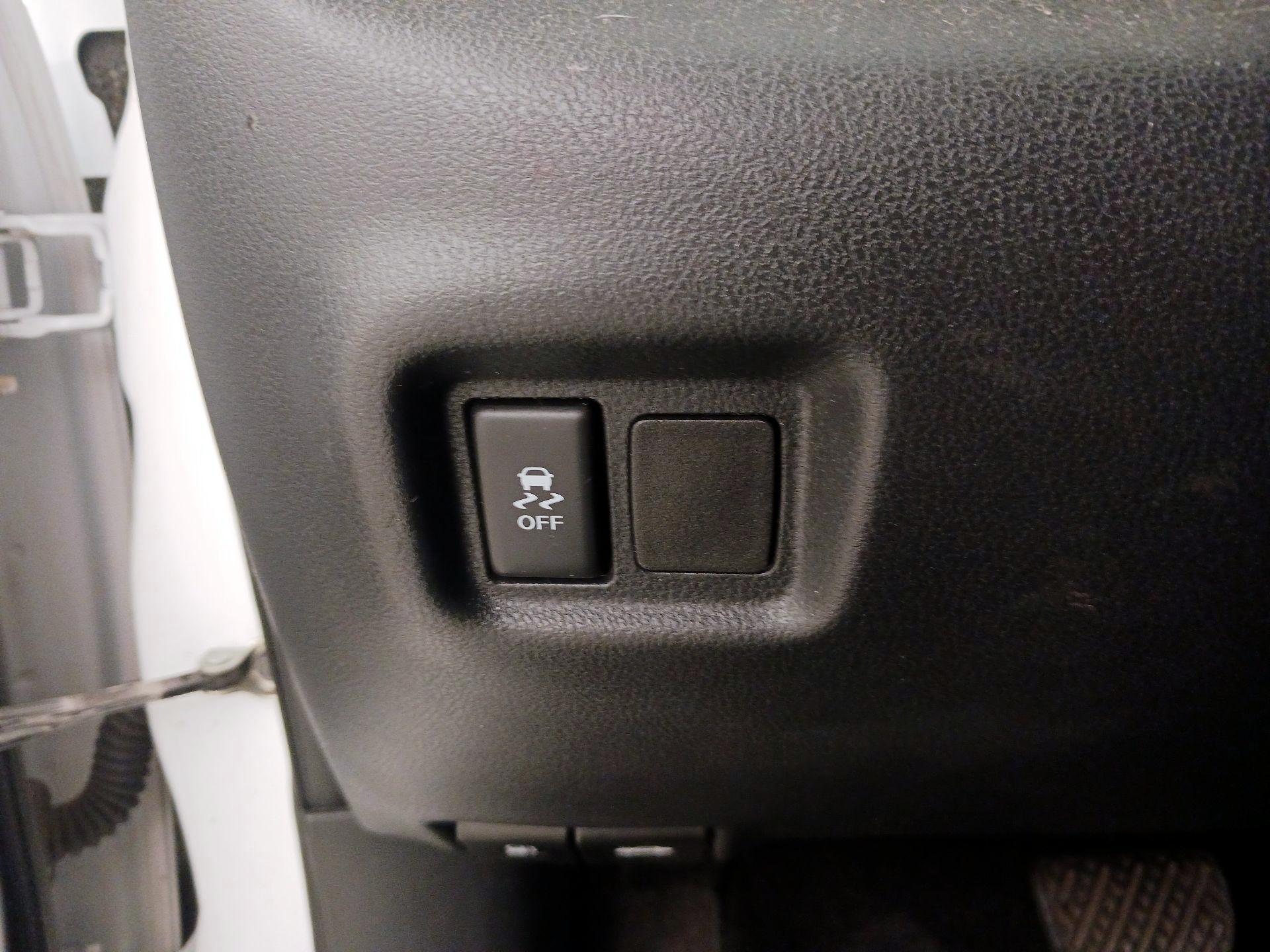 Thumbnail: 2016 Nissan Versa - 13