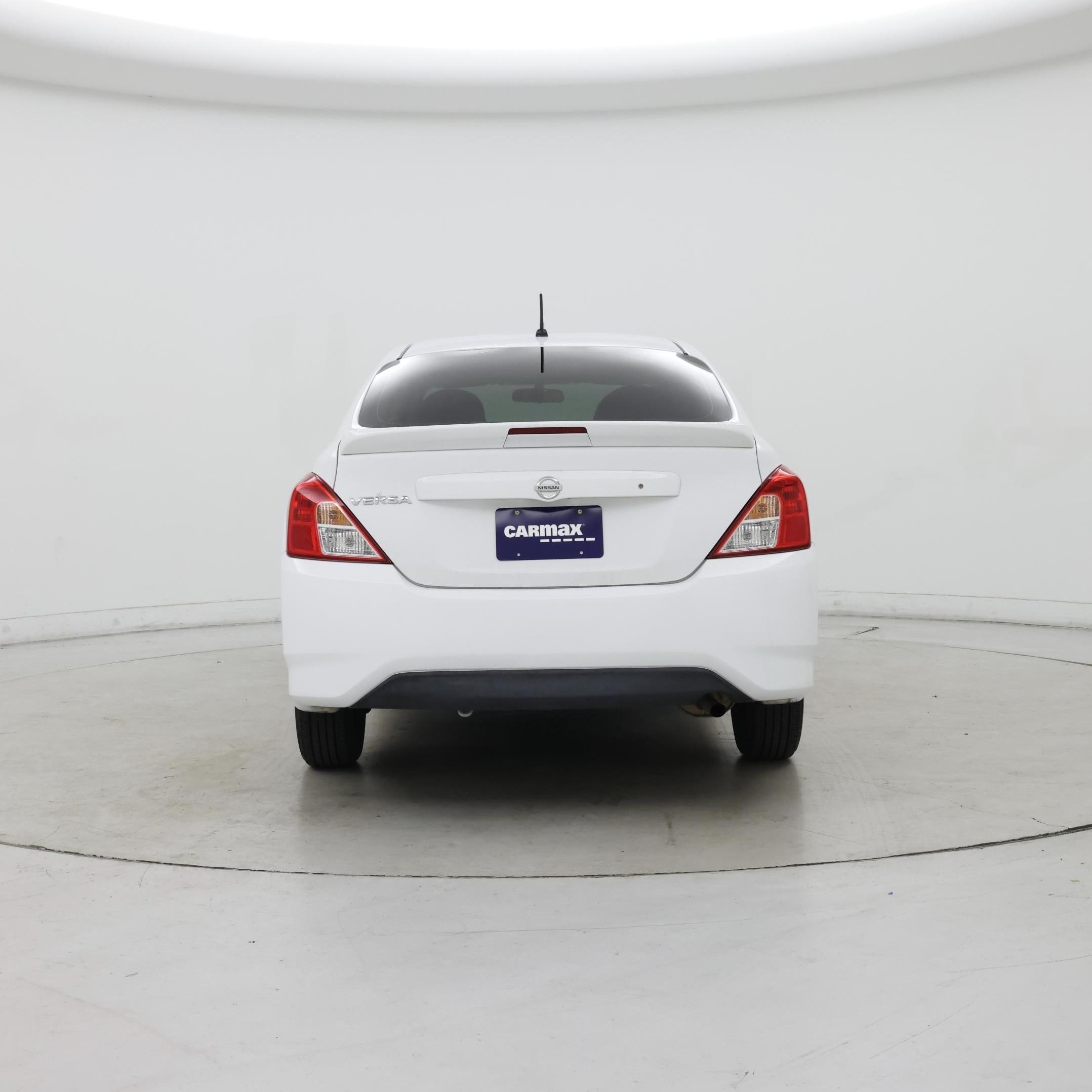 Thumbnail: 2016 Nissan Versa - 6