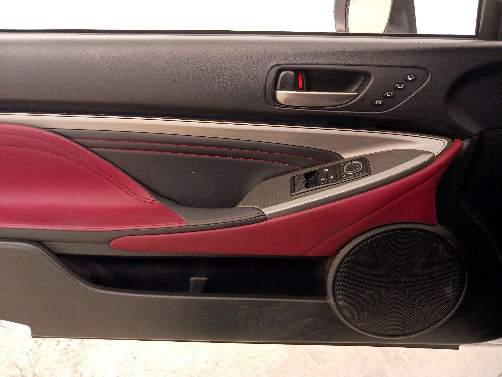 Thumbnail: 2017 Lexus RC - 12