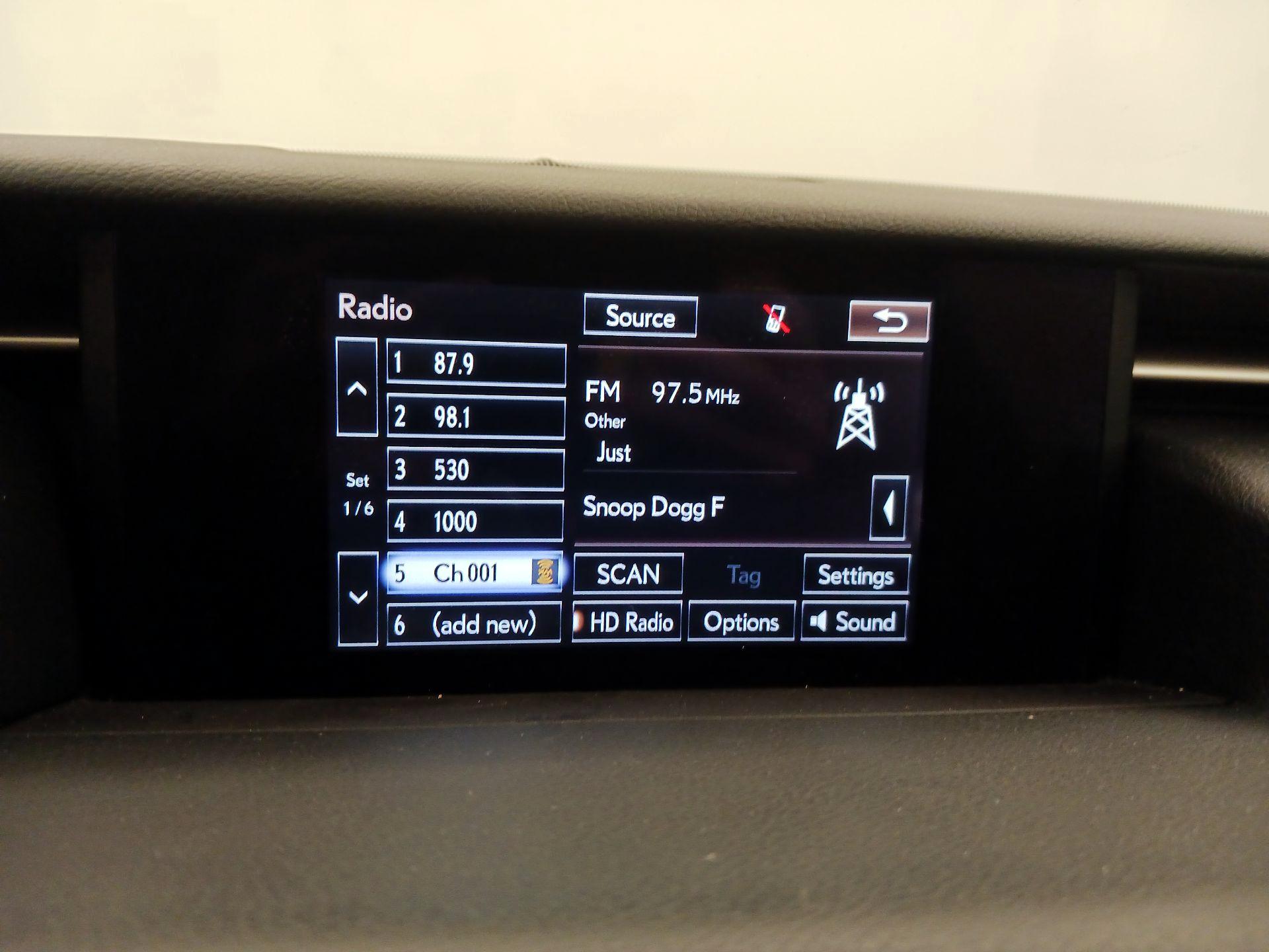 Thumbnail: 2017 Lexus RC - 16