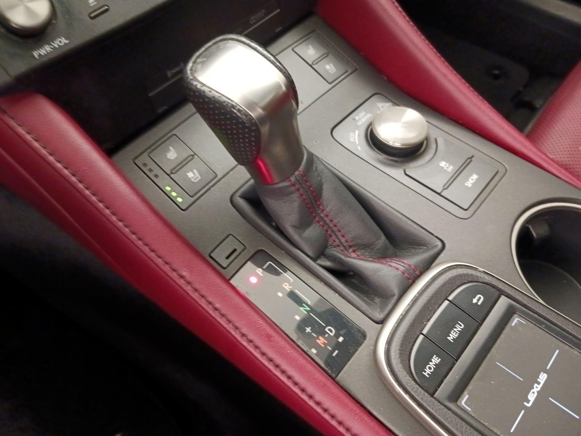 Thumbnail: 2017 Lexus RC - 18