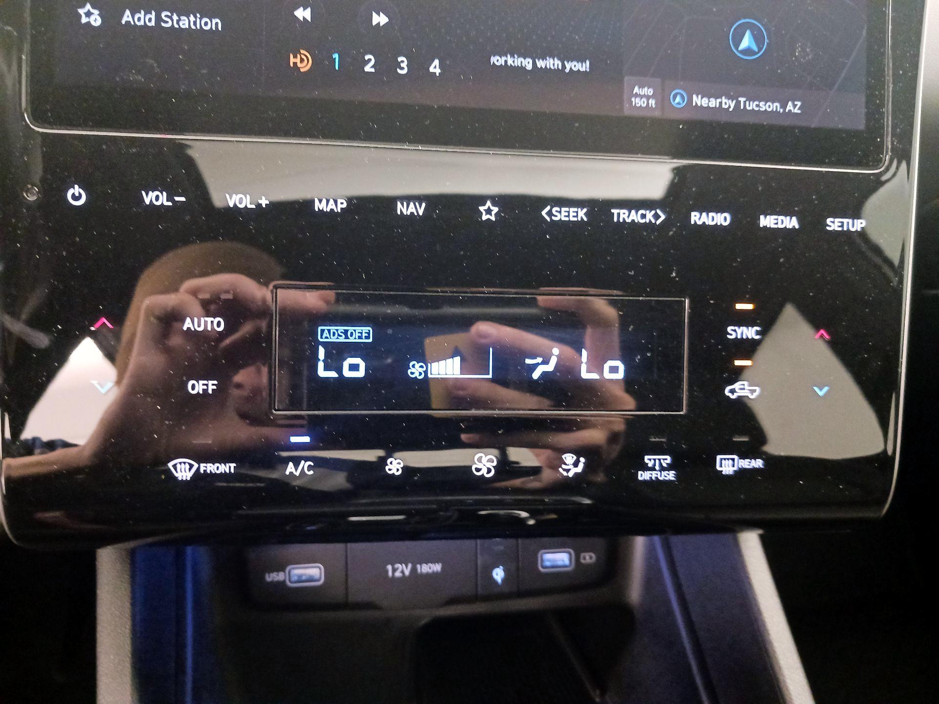 Thumbnail: 2022 Hyundai Santa Cruz - 17