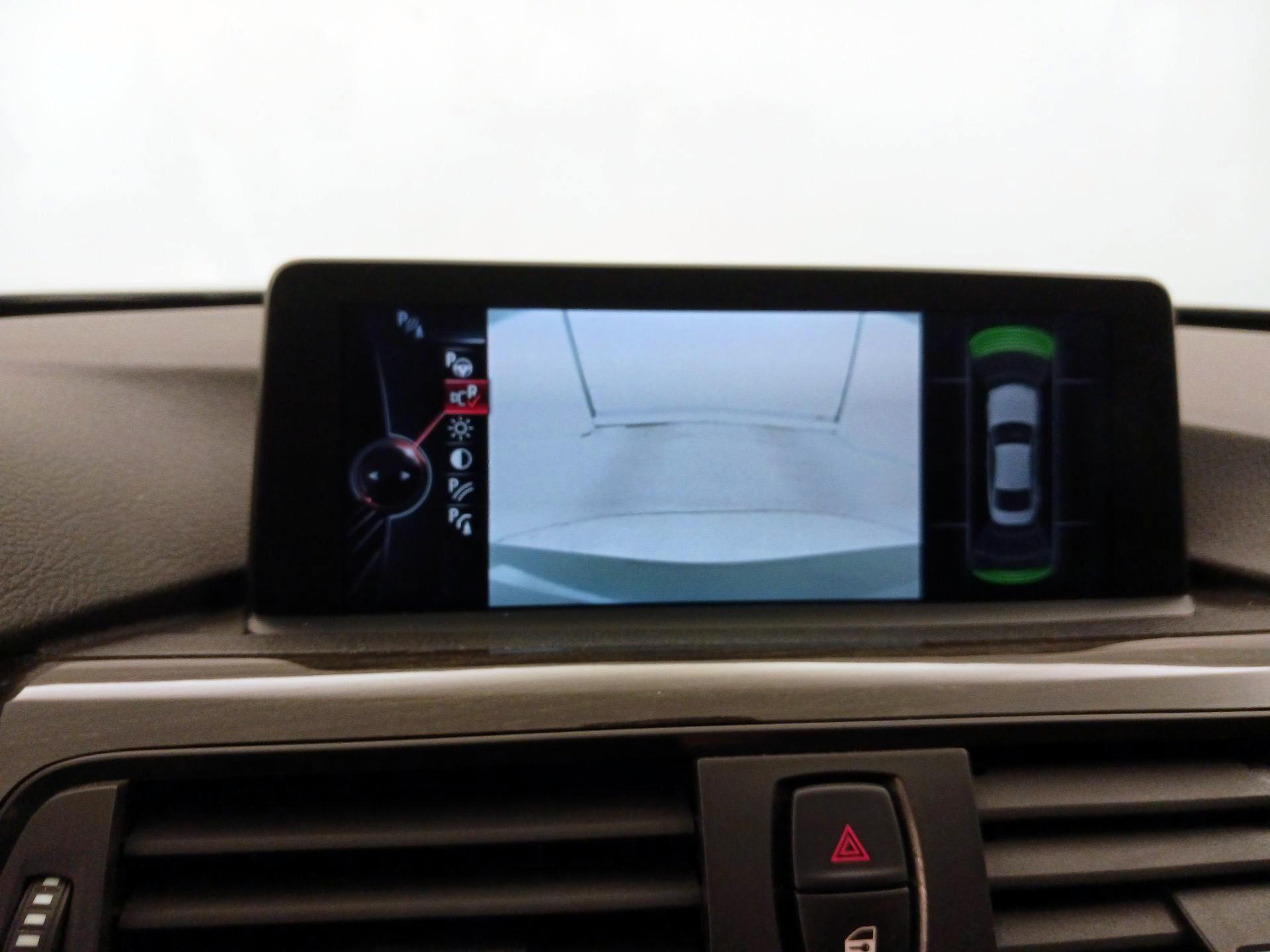 Thumbnail: 2015 BMW 4 Series - 15