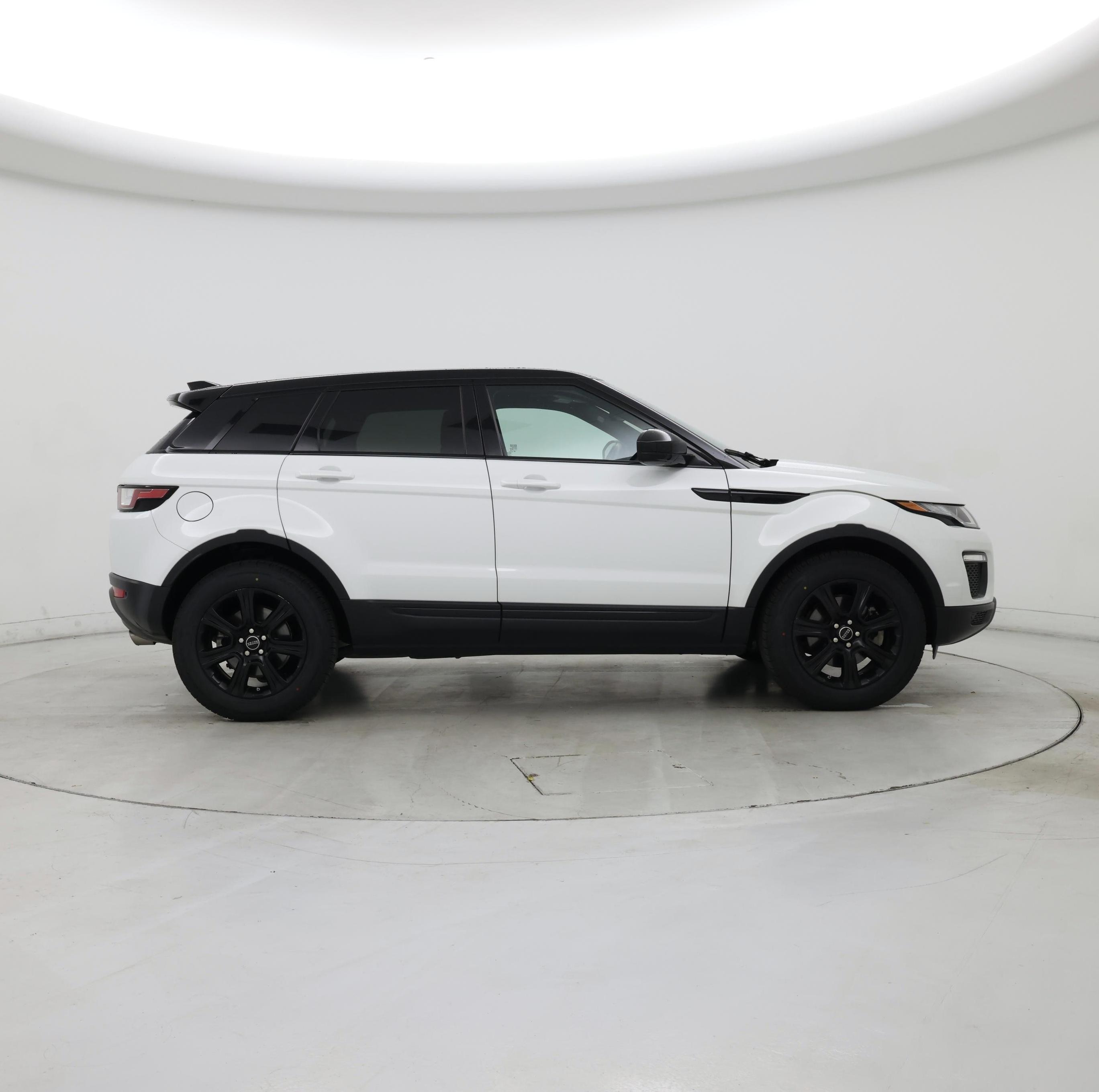 Thumbnail: 2018 Land Rover Range Rover Evoque - 7