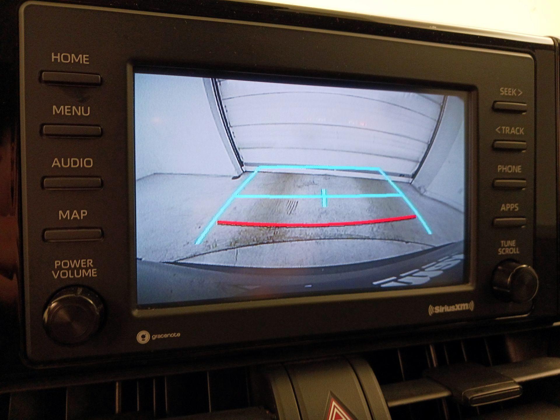 Thumbnail: 2020 Toyota RAV4 - 15