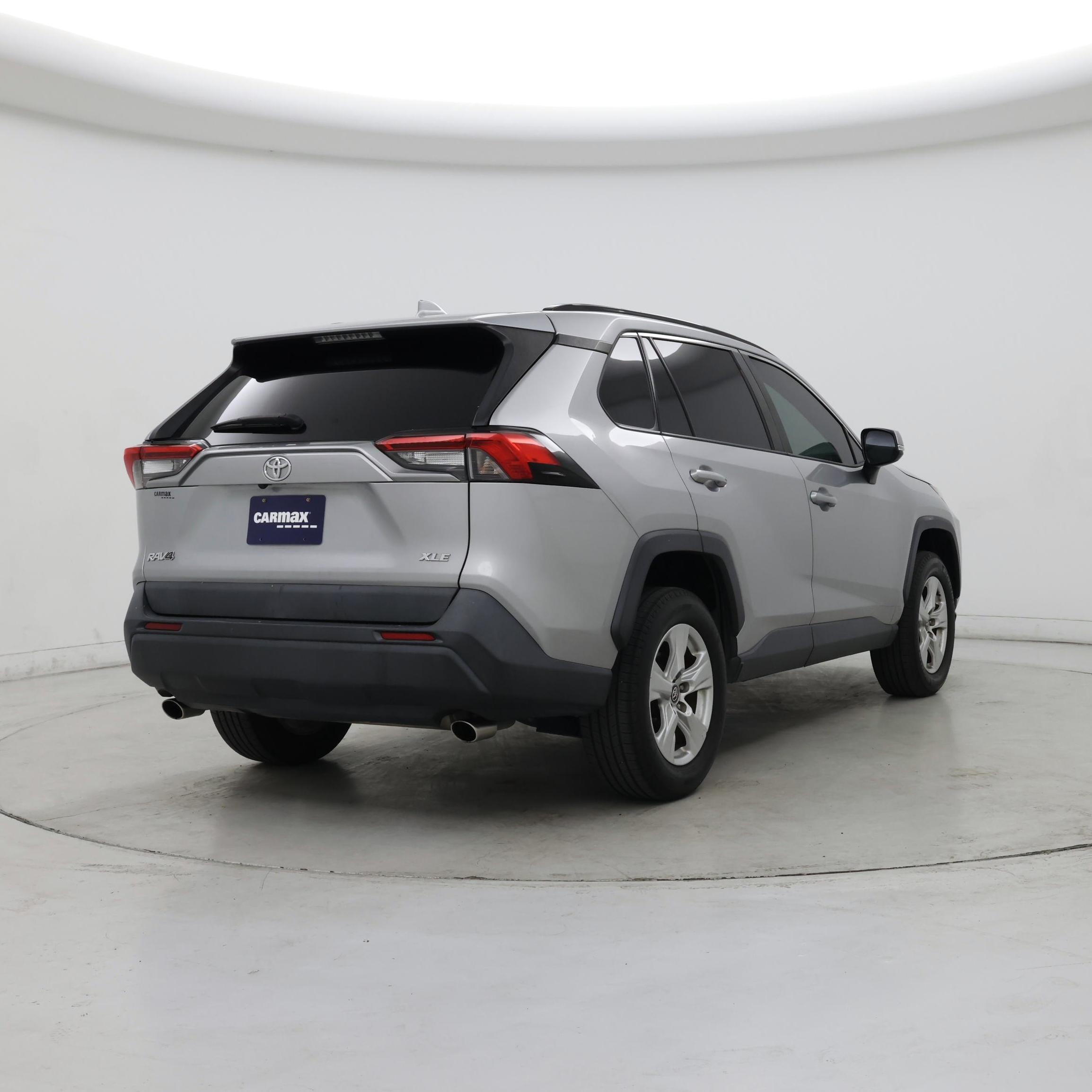 Thumbnail: 2020 Toyota RAV4 - 8