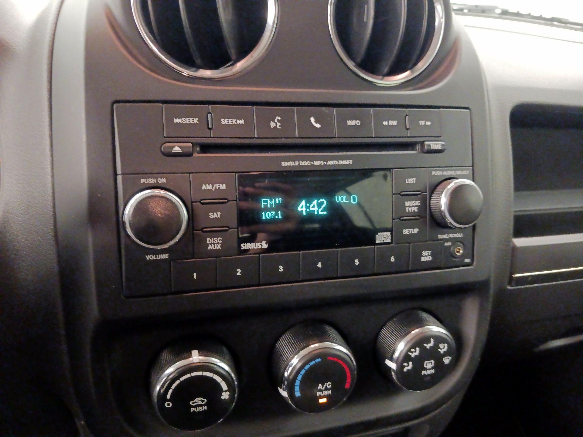 Thumbnail: 2017 Jeep Patriot - 13