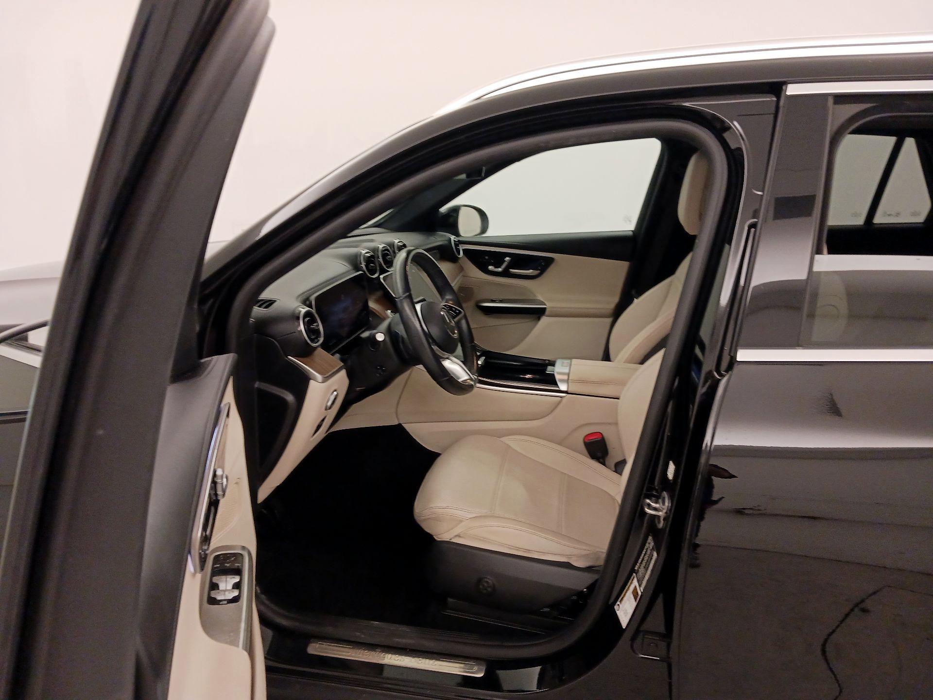 Thumbnail: 2024 Mercedes-Benz GLC - 11