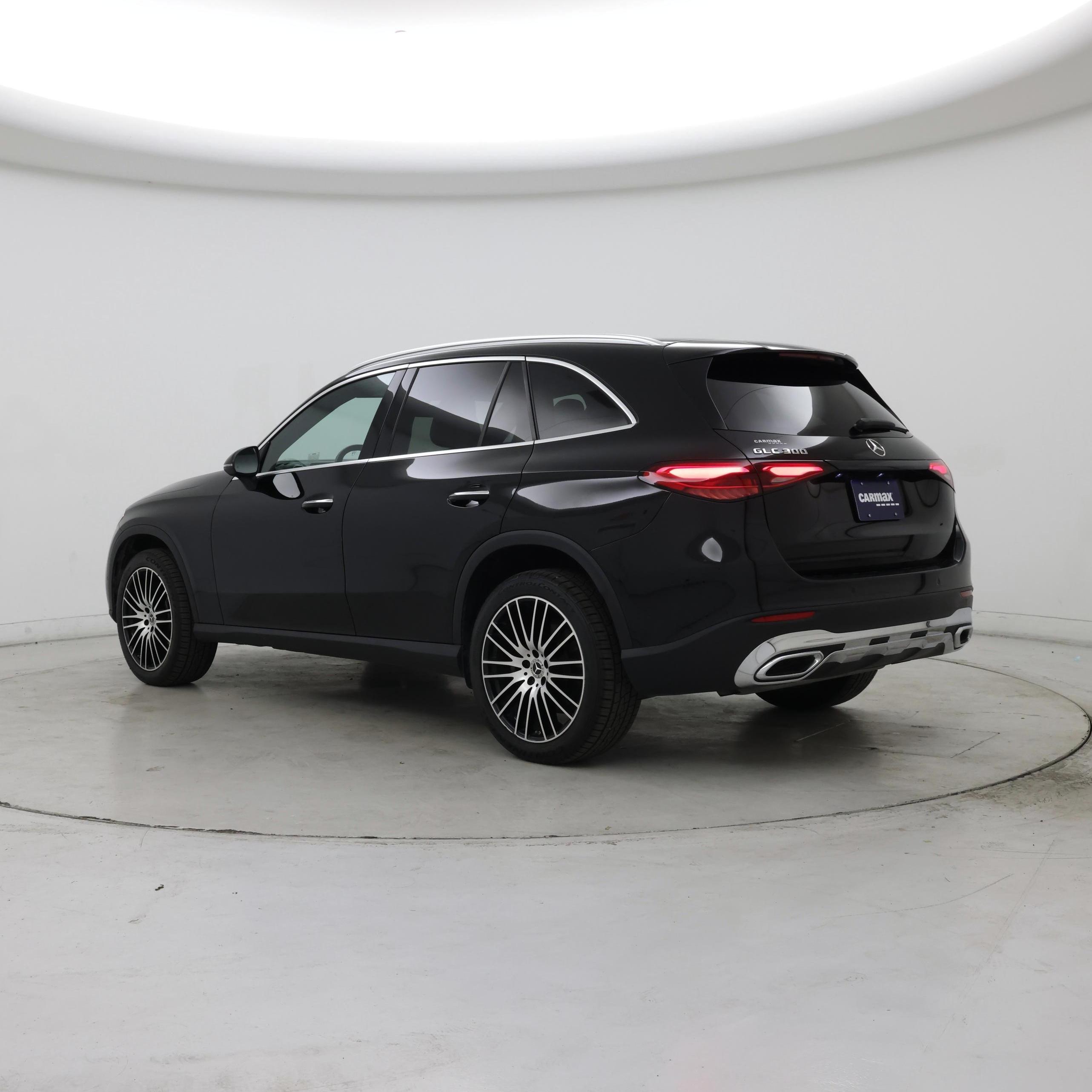 Thumbnail: 2024 Mercedes-Benz GLC - 2