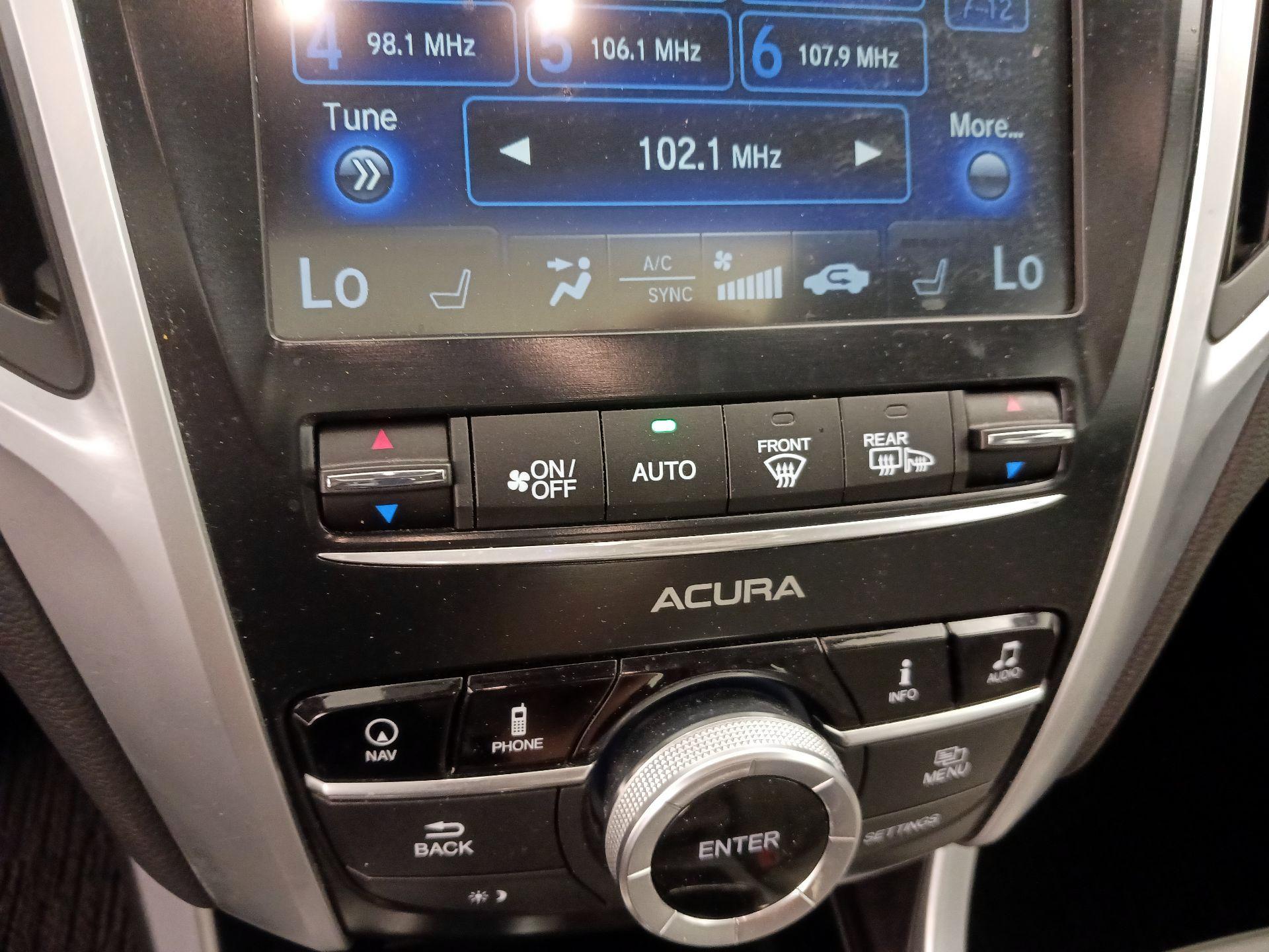 Thumbnail: 2015 Acura TLX - 17