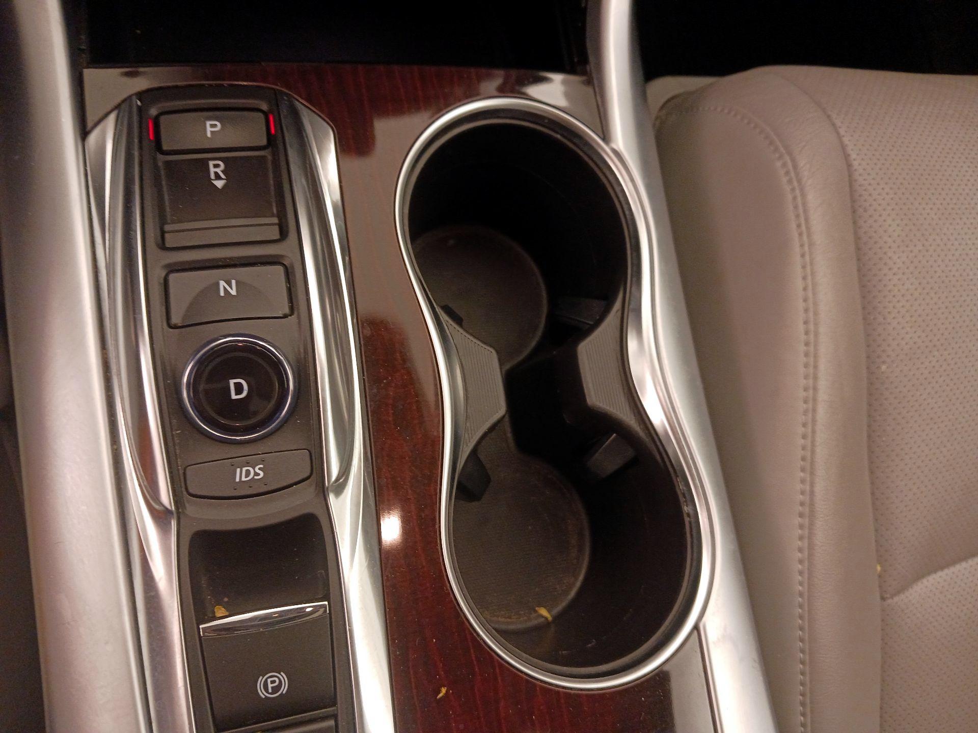 Thumbnail: 2015 Acura TLX - 18