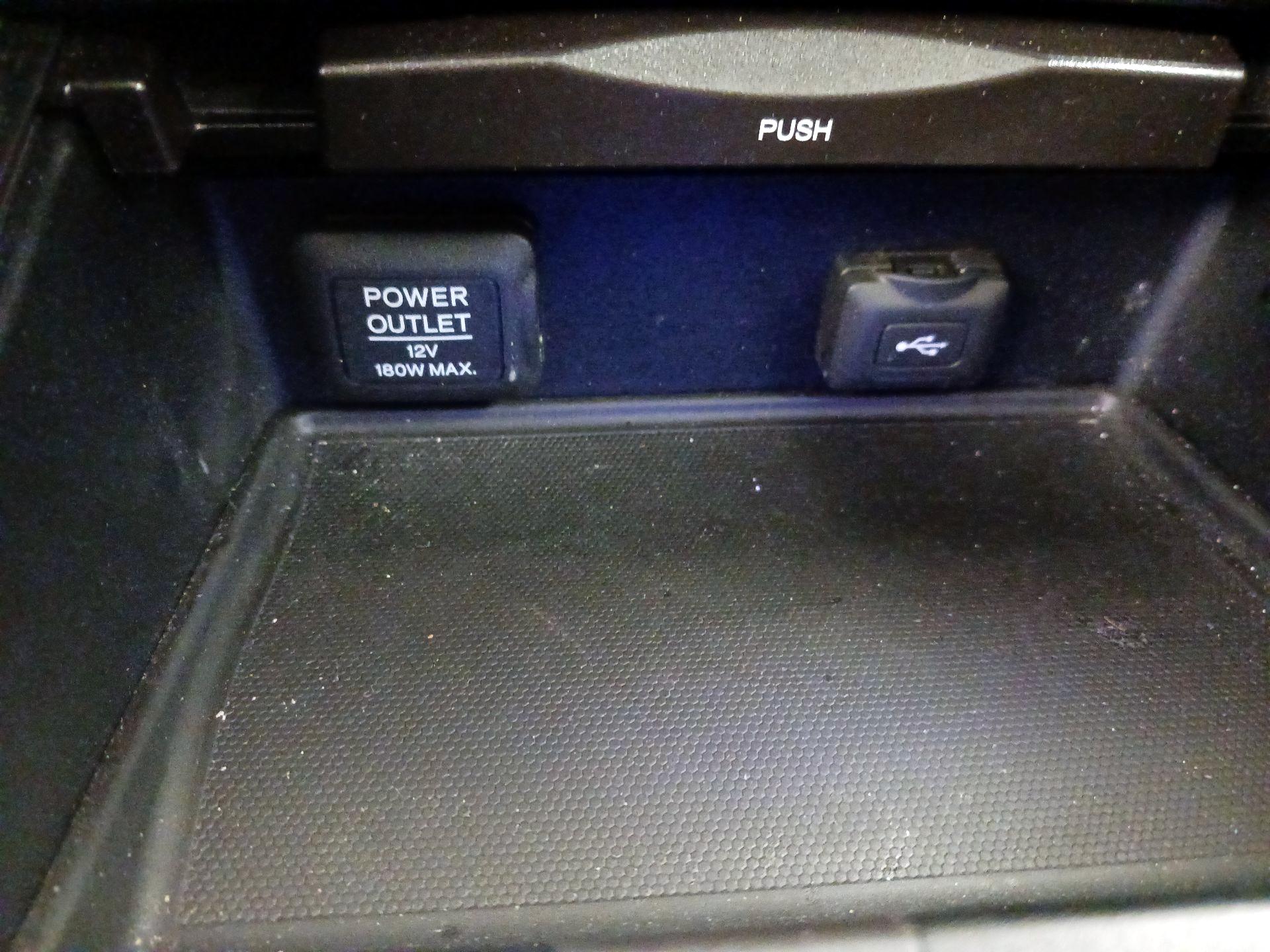 Thumbnail: 2015 Acura TLX - 19