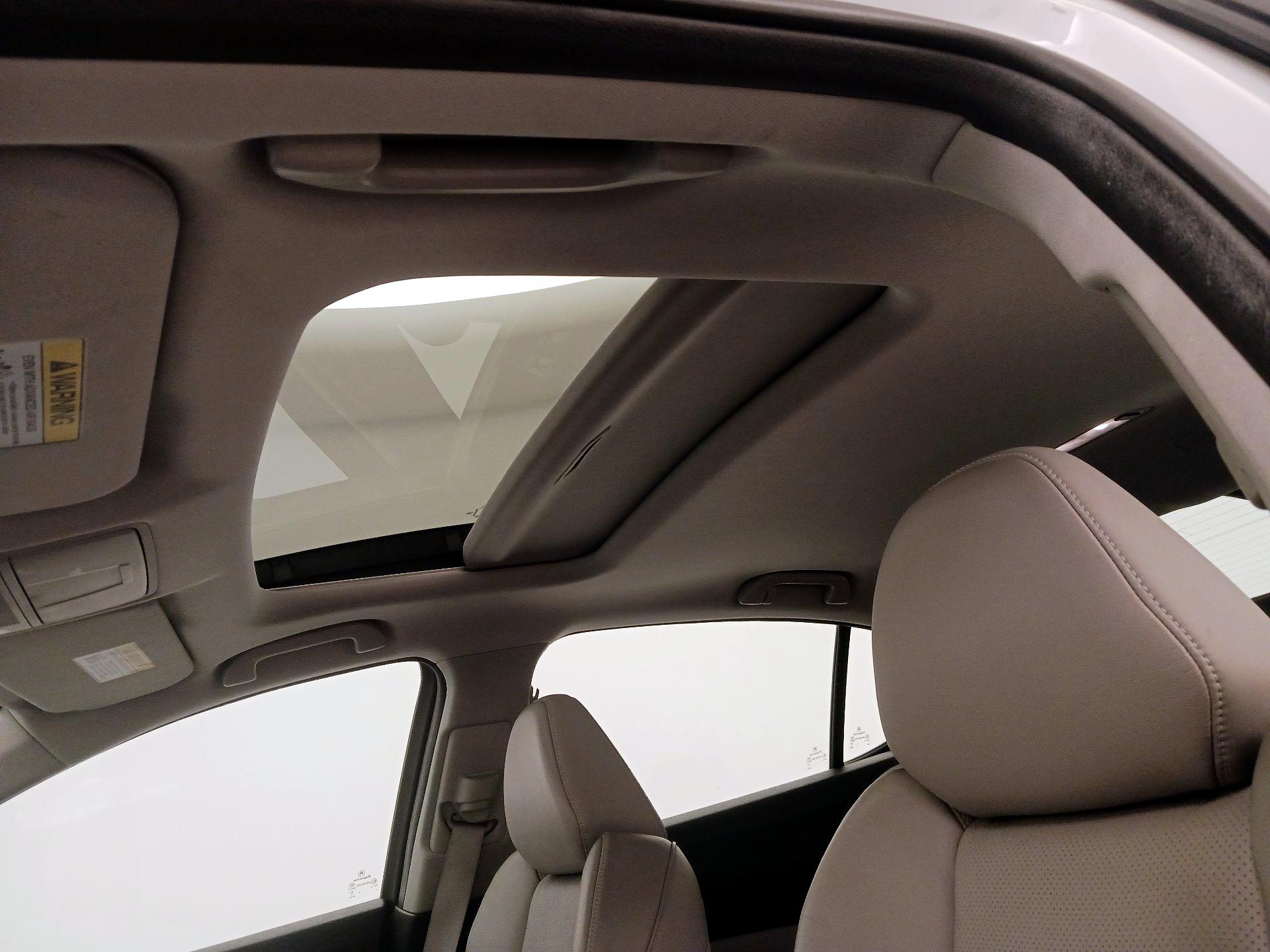 Thumbnail: 2015 Acura TLX - 20