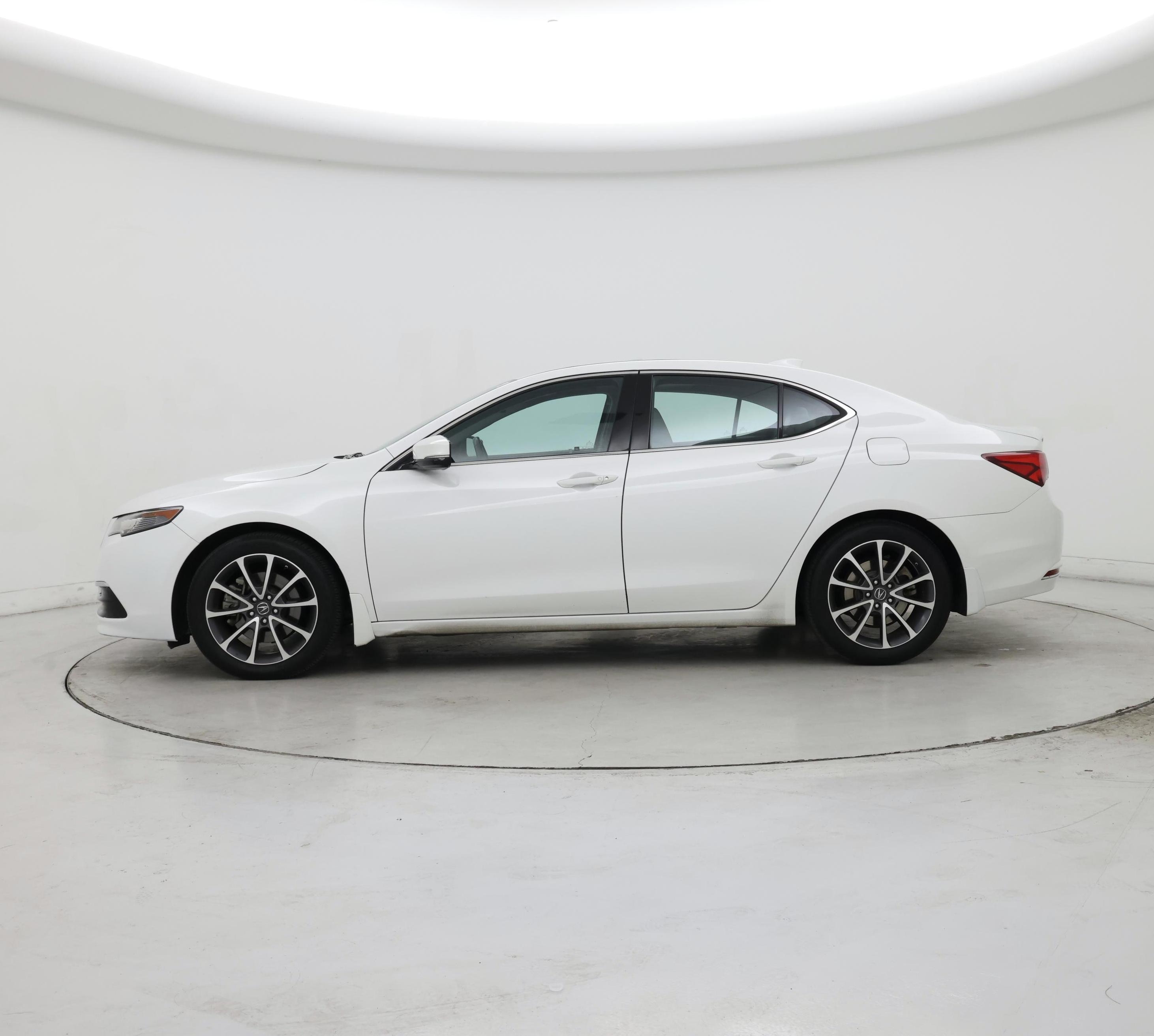 Thumbnail: 2015 Acura TLX - 3