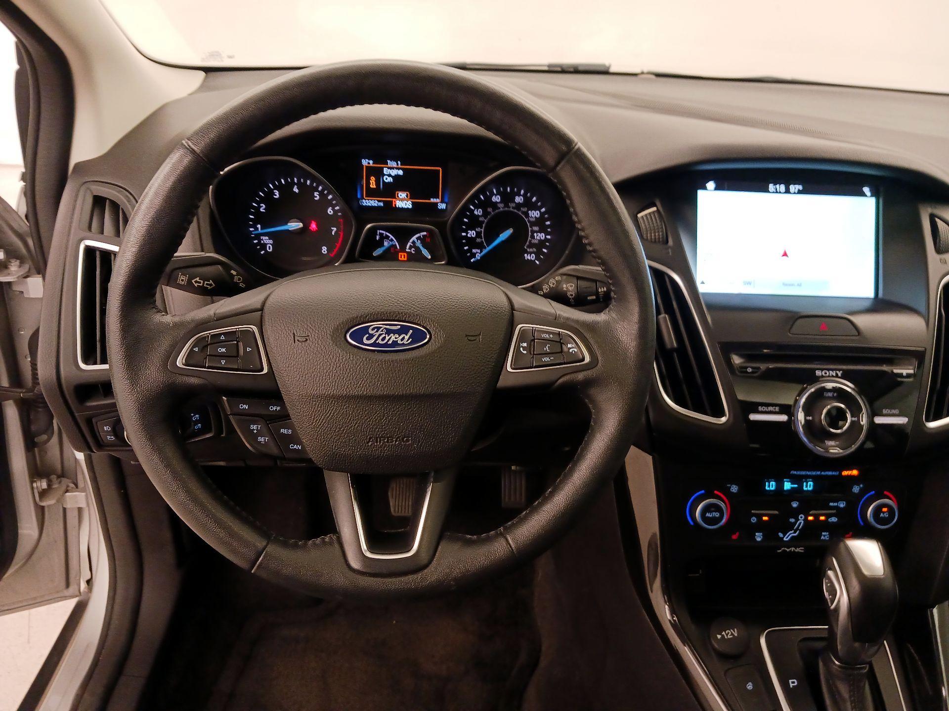 Thumbnail: 2018 Ford Focus - 10