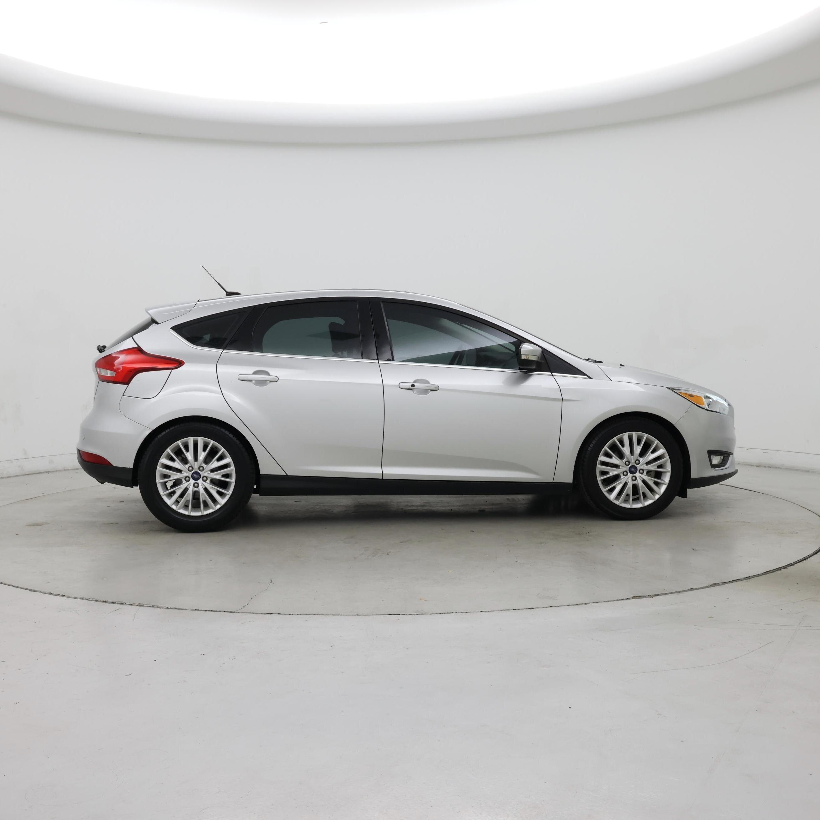 Thumbnail: 2018 Ford Focus - 7