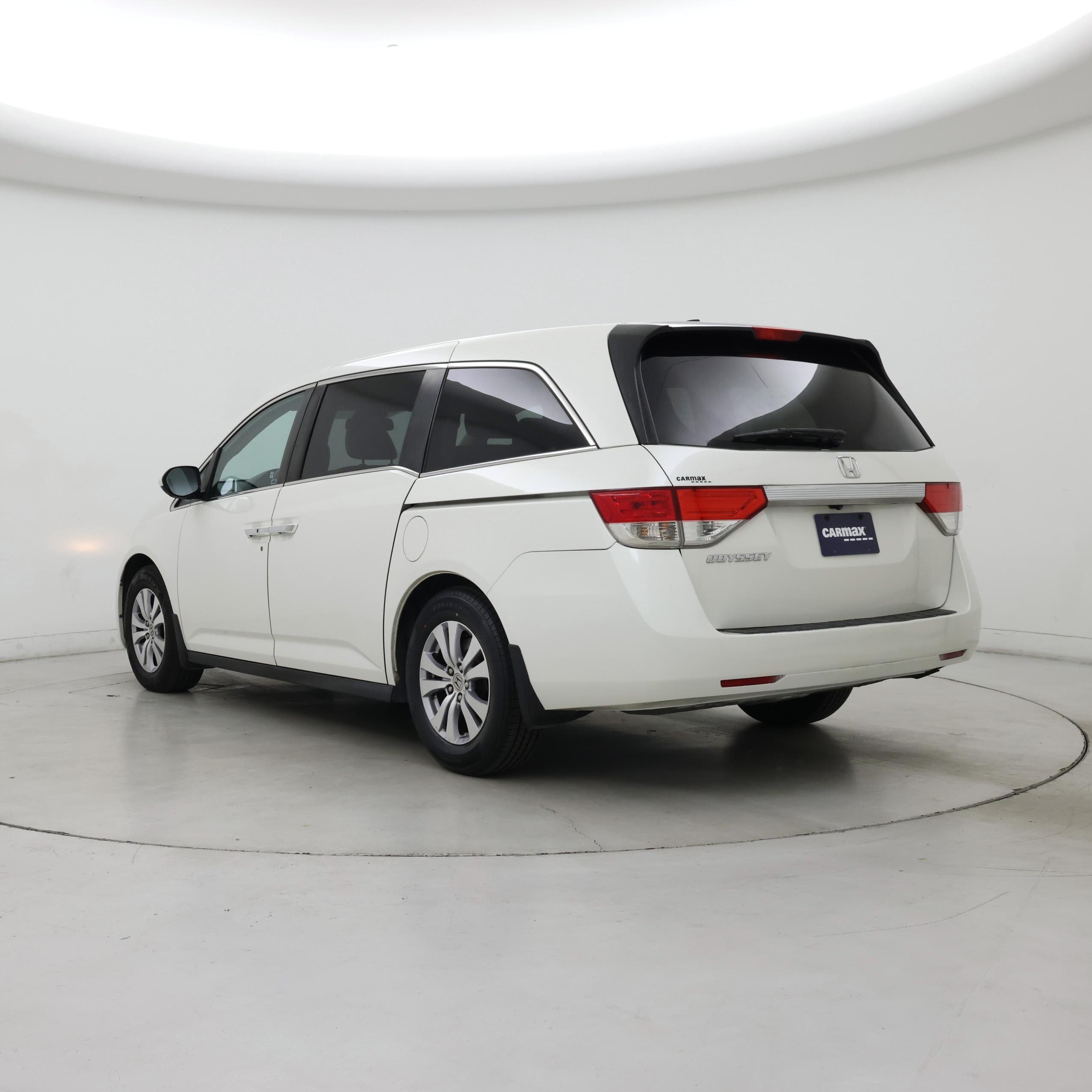 Thumbnail: 2015 Honda Odyssey - 2