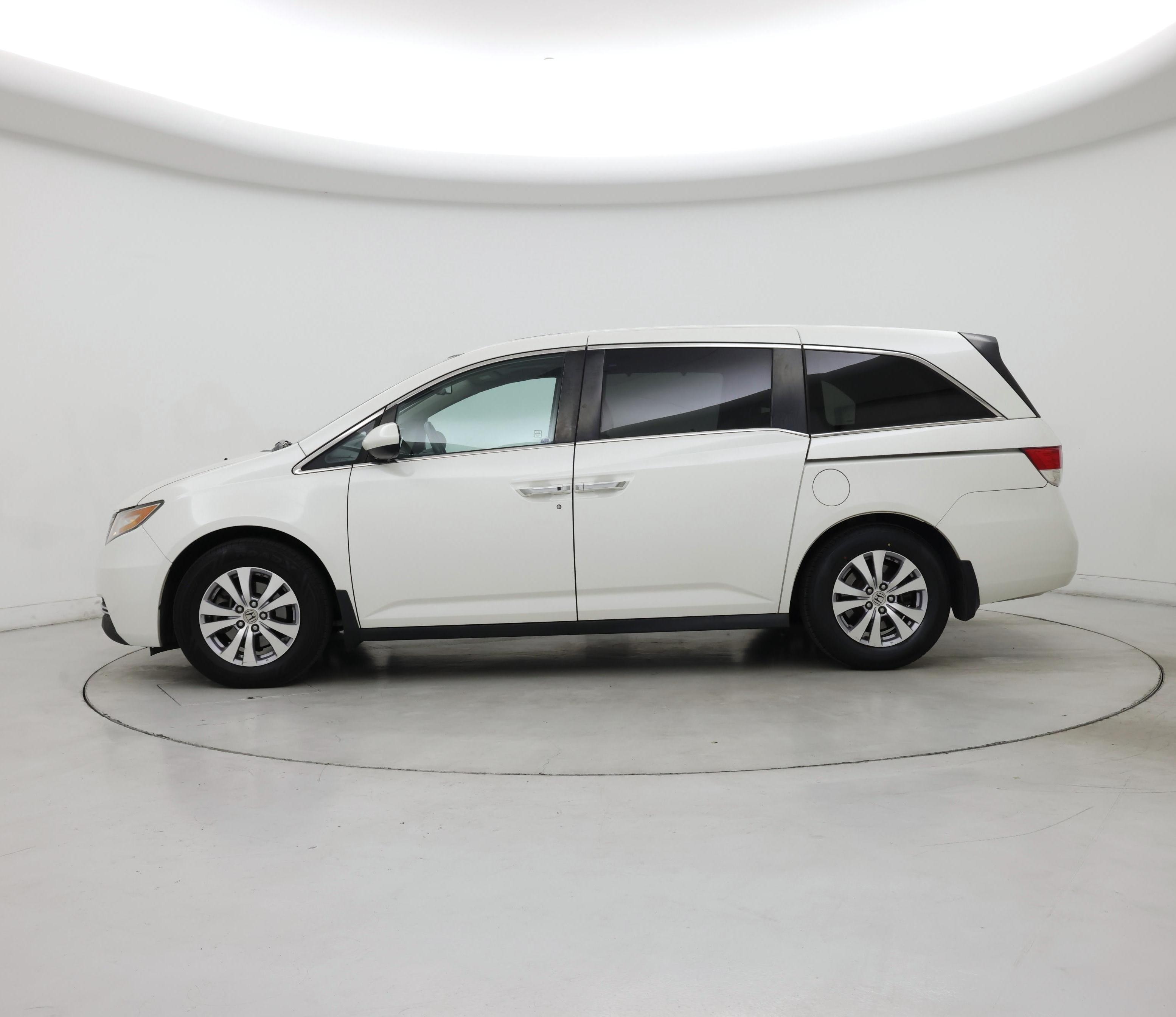 Thumbnail: 2015 Honda Odyssey - 3