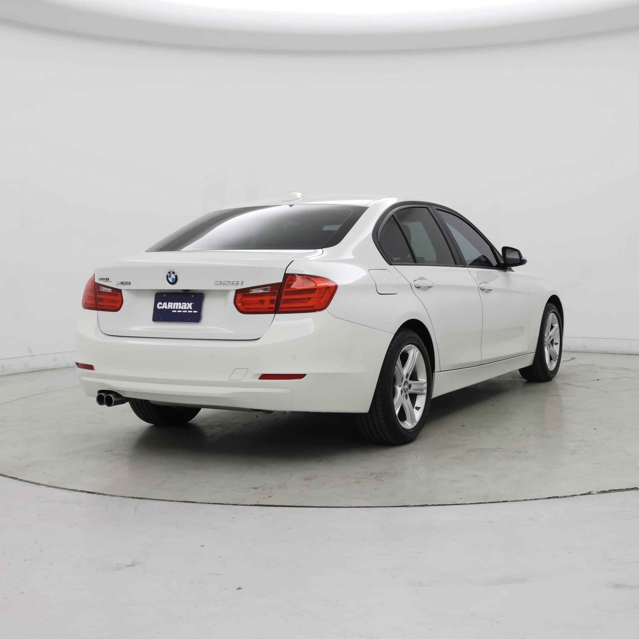 Thumbnail: 2015 BMW 3 Series - 8