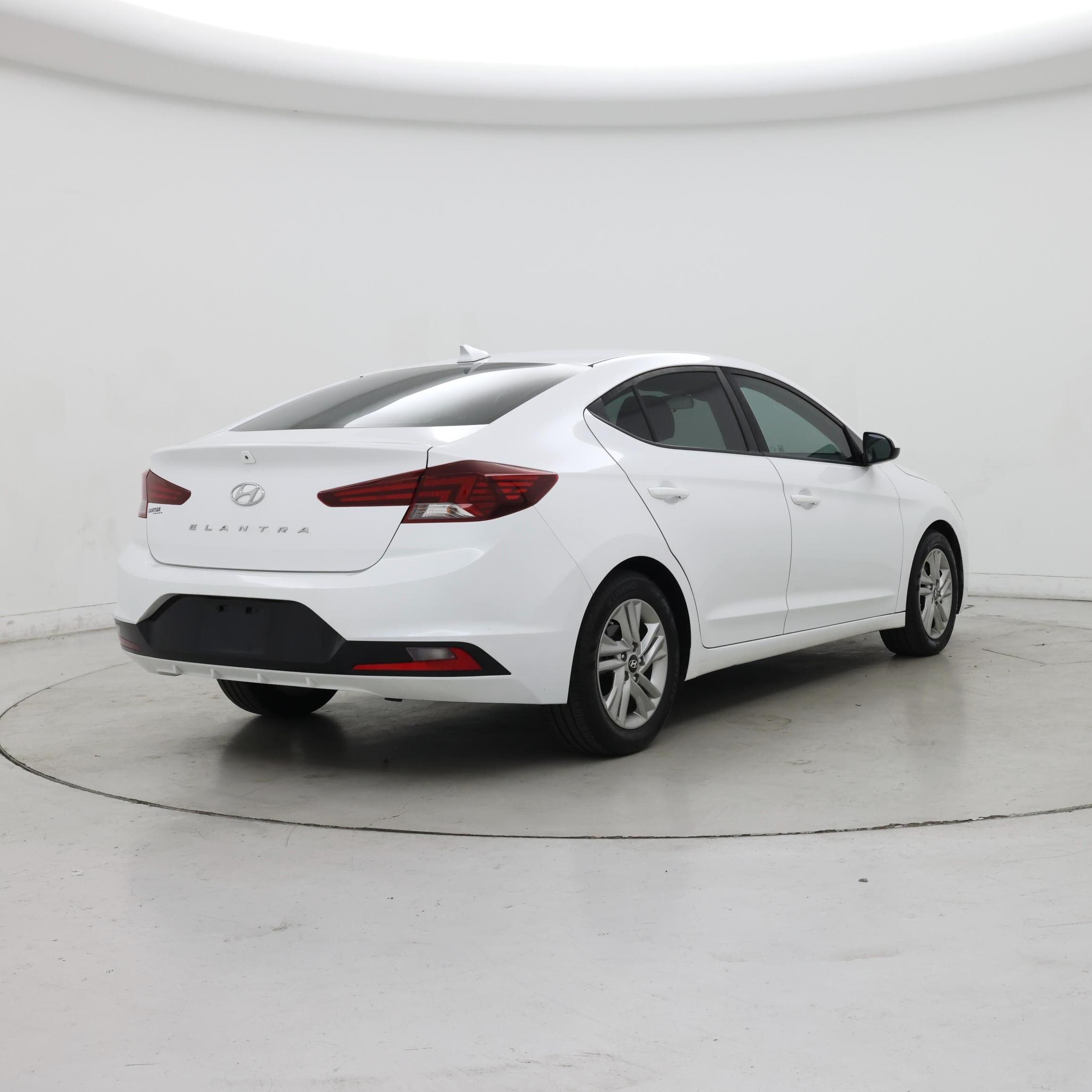 Thumbnail: 2020 Hyundai Elantra - 8