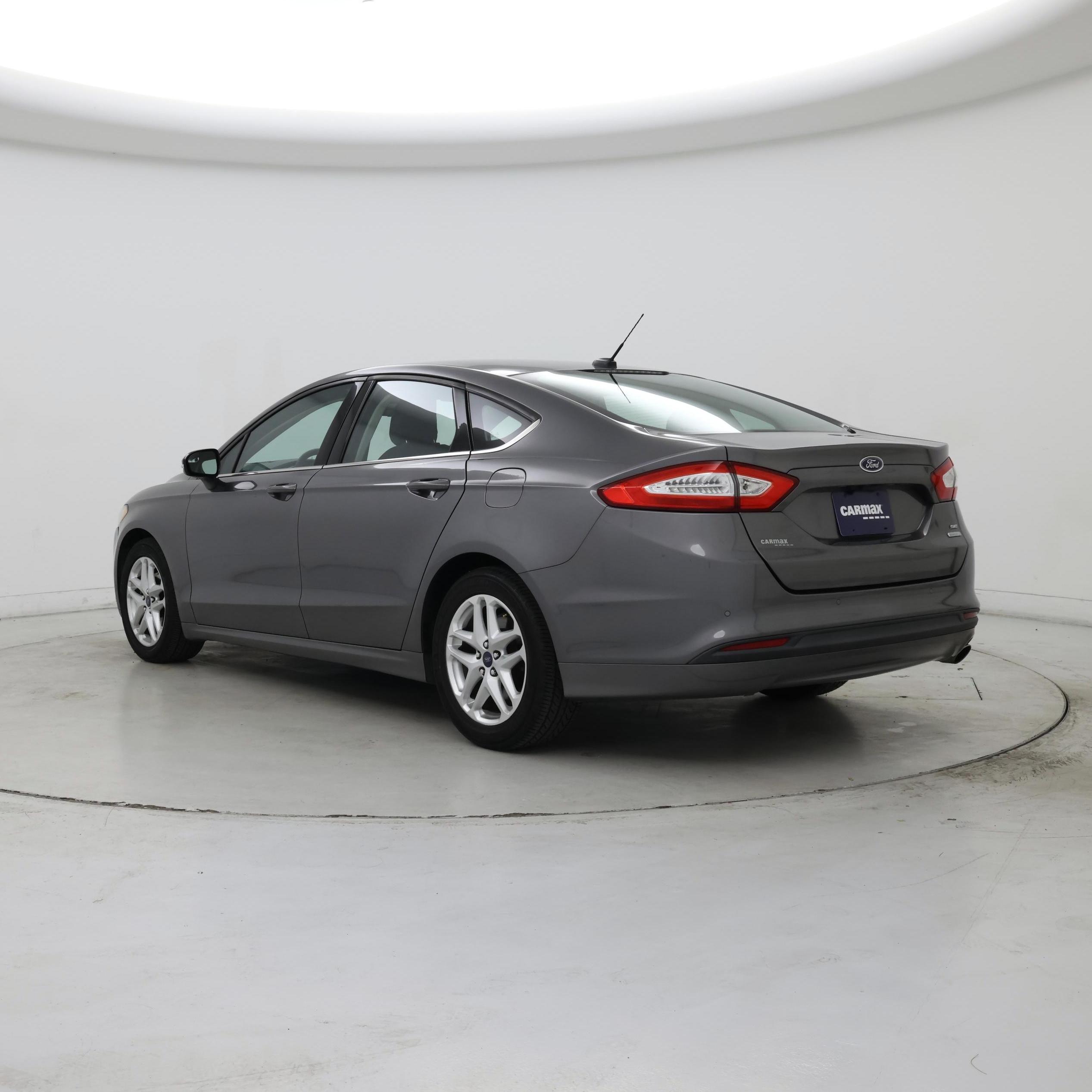 Thumbnail: 2014 Ford Fusion - 2