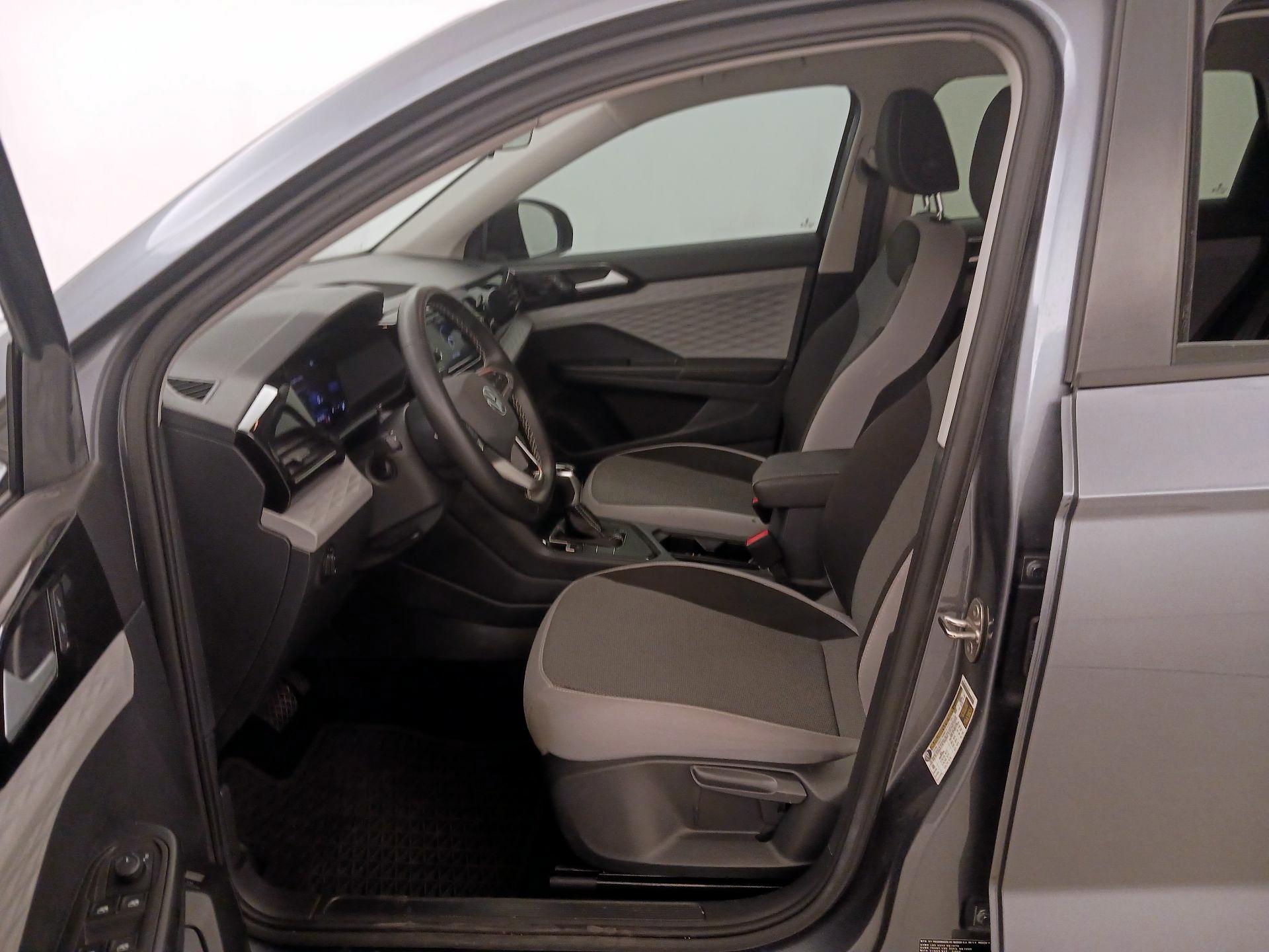 Thumbnail: 2024 Volkswagen Taos - 11