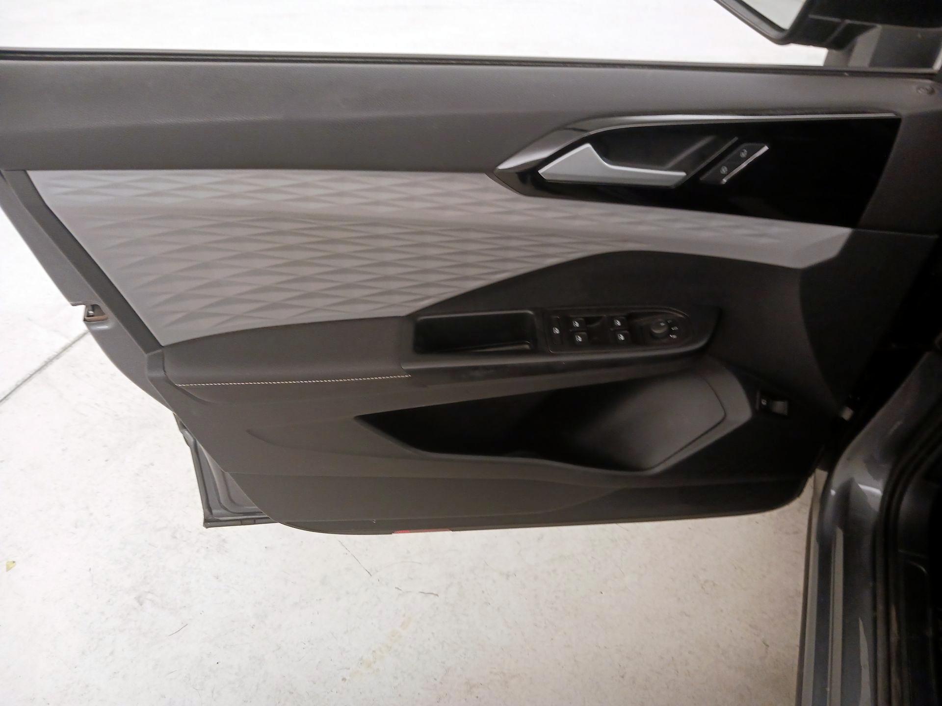 Thumbnail: 2024 Volkswagen Taos - 12