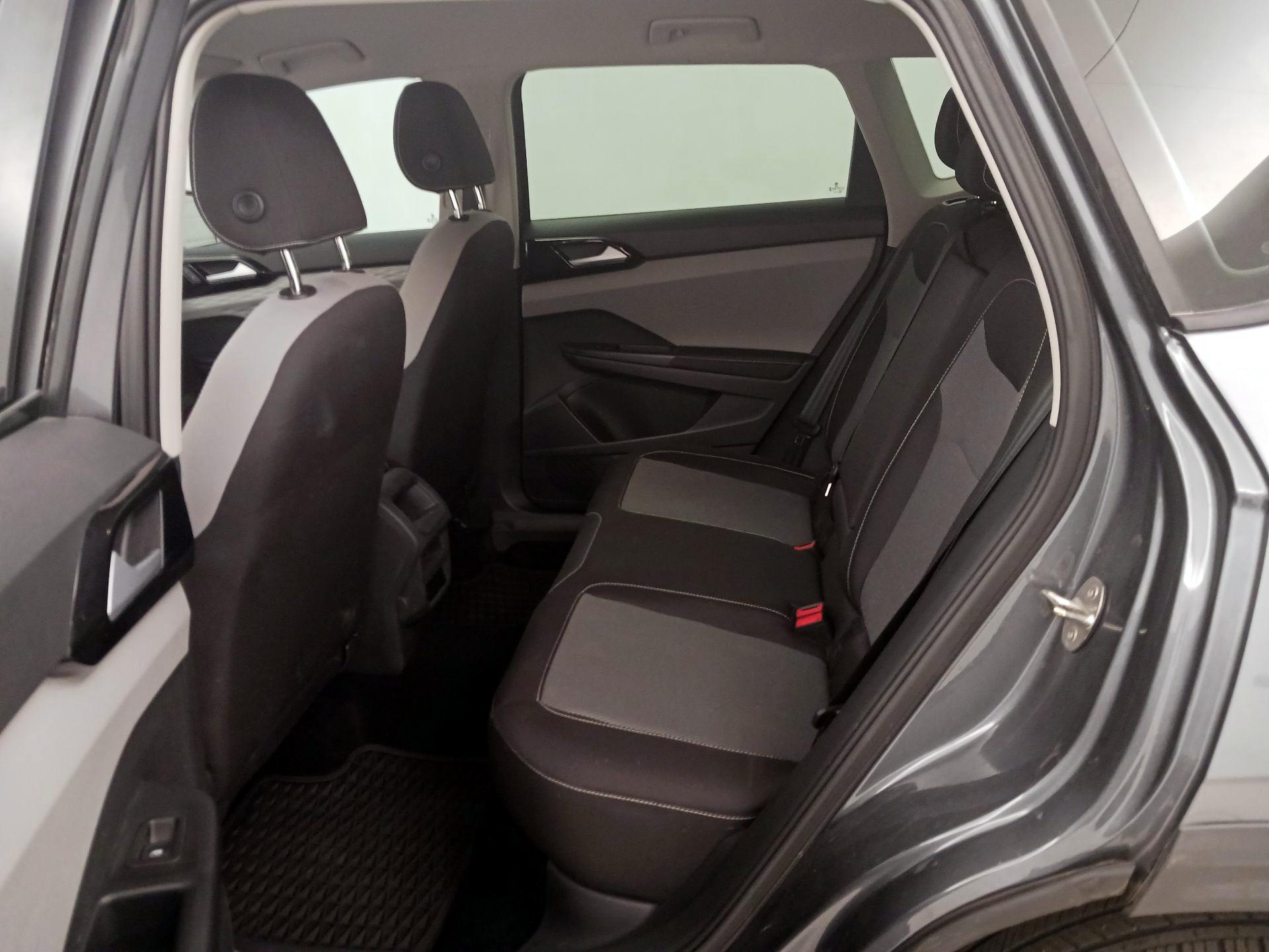 Thumbnail: 2024 Volkswagen Taos - 19