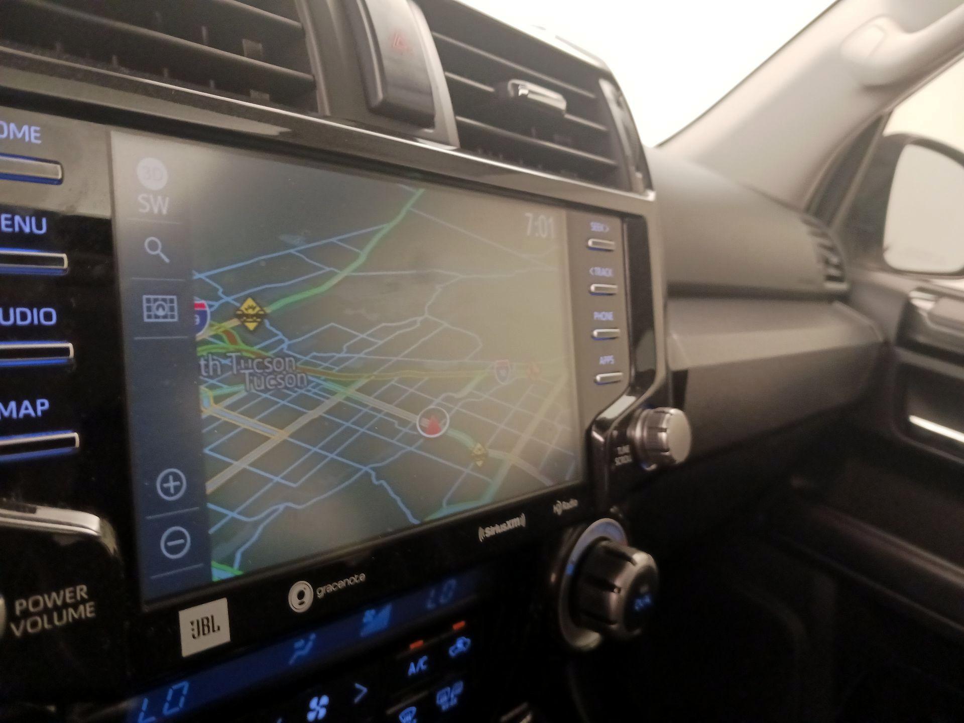 Thumbnail: 2021 Toyota 4Runner - 14