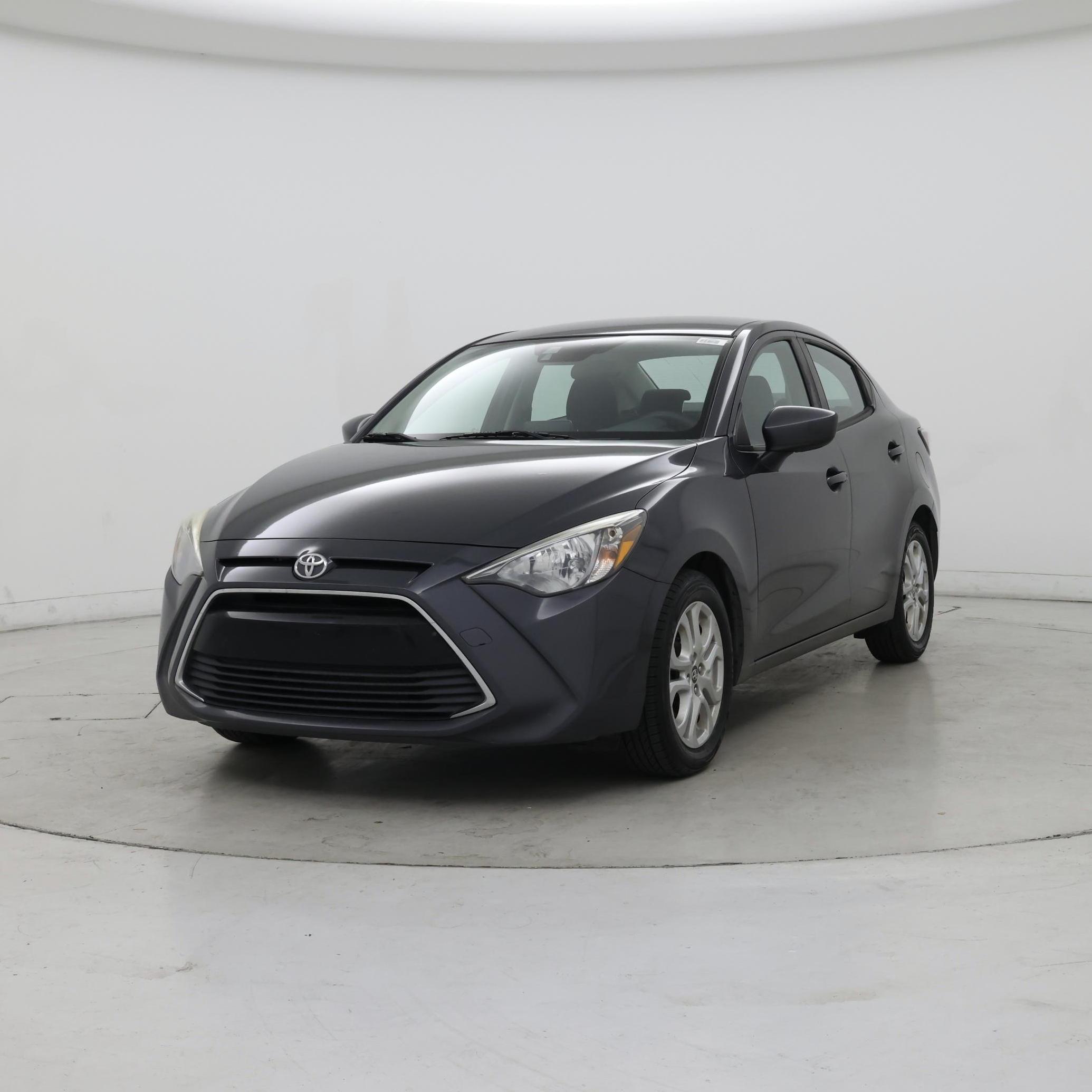 Thumbnail: 2017 Toyota Yaris iA - 4
