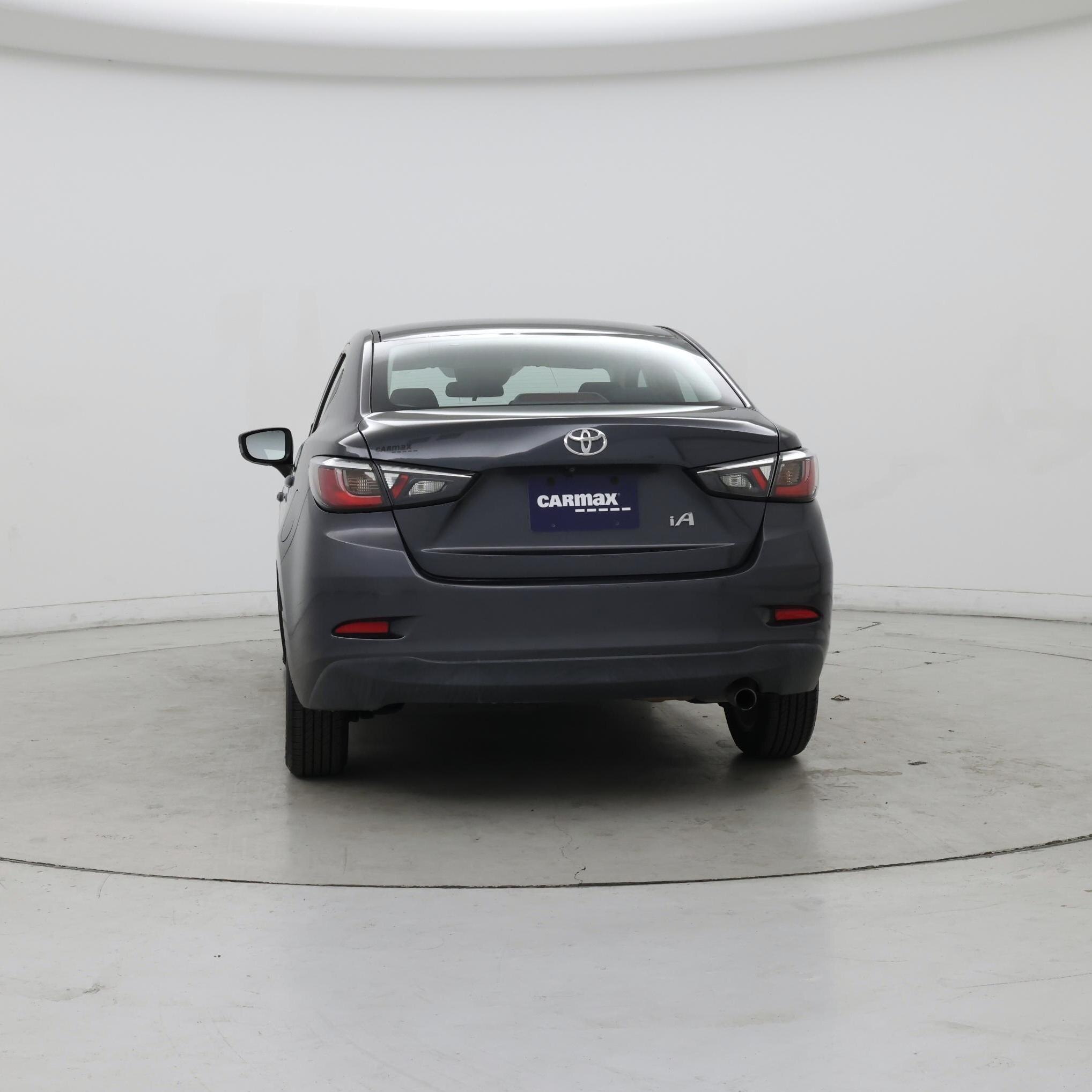 Thumbnail: 2017 Toyota Yaris iA - 6