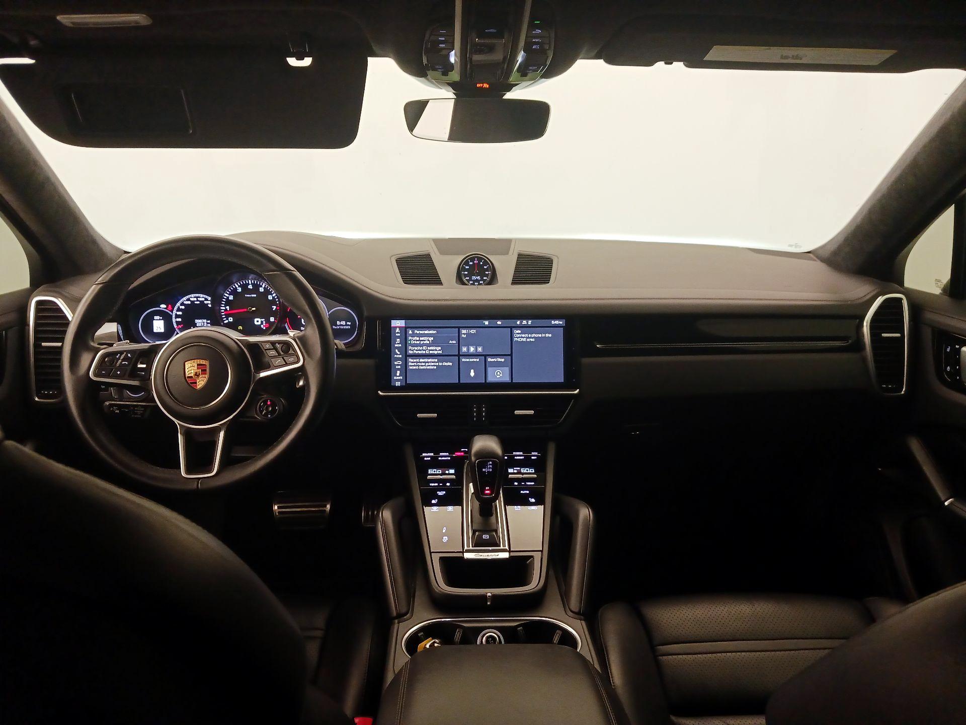 Thumbnail: 2020 Porsche Cayenne - 9