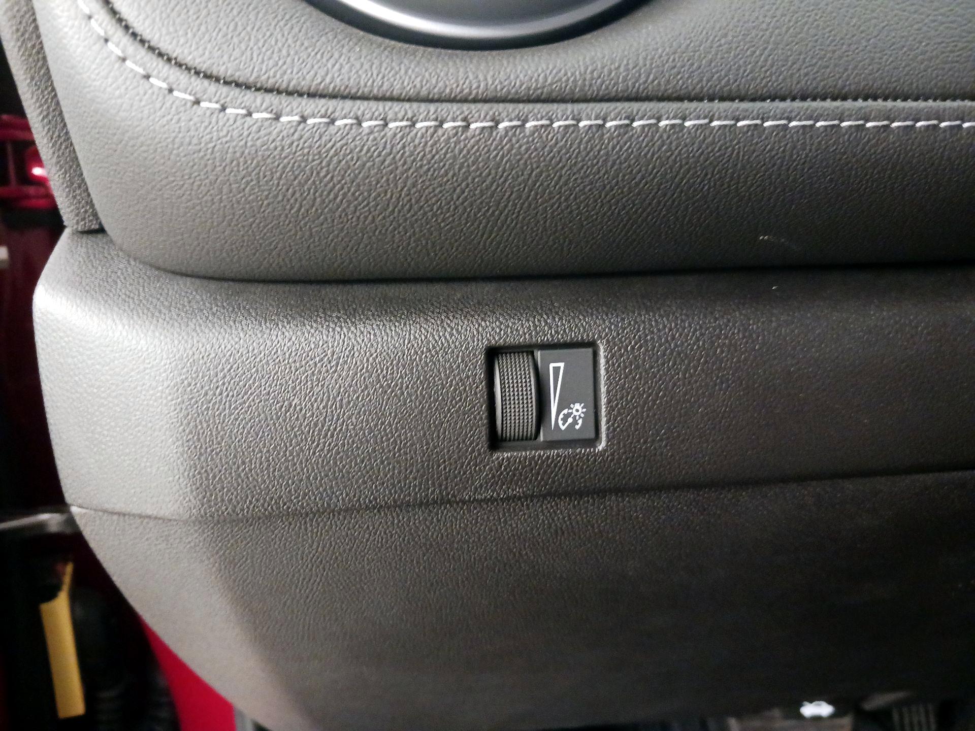 Thumbnail: 2024 Chevrolet Colorado - 13