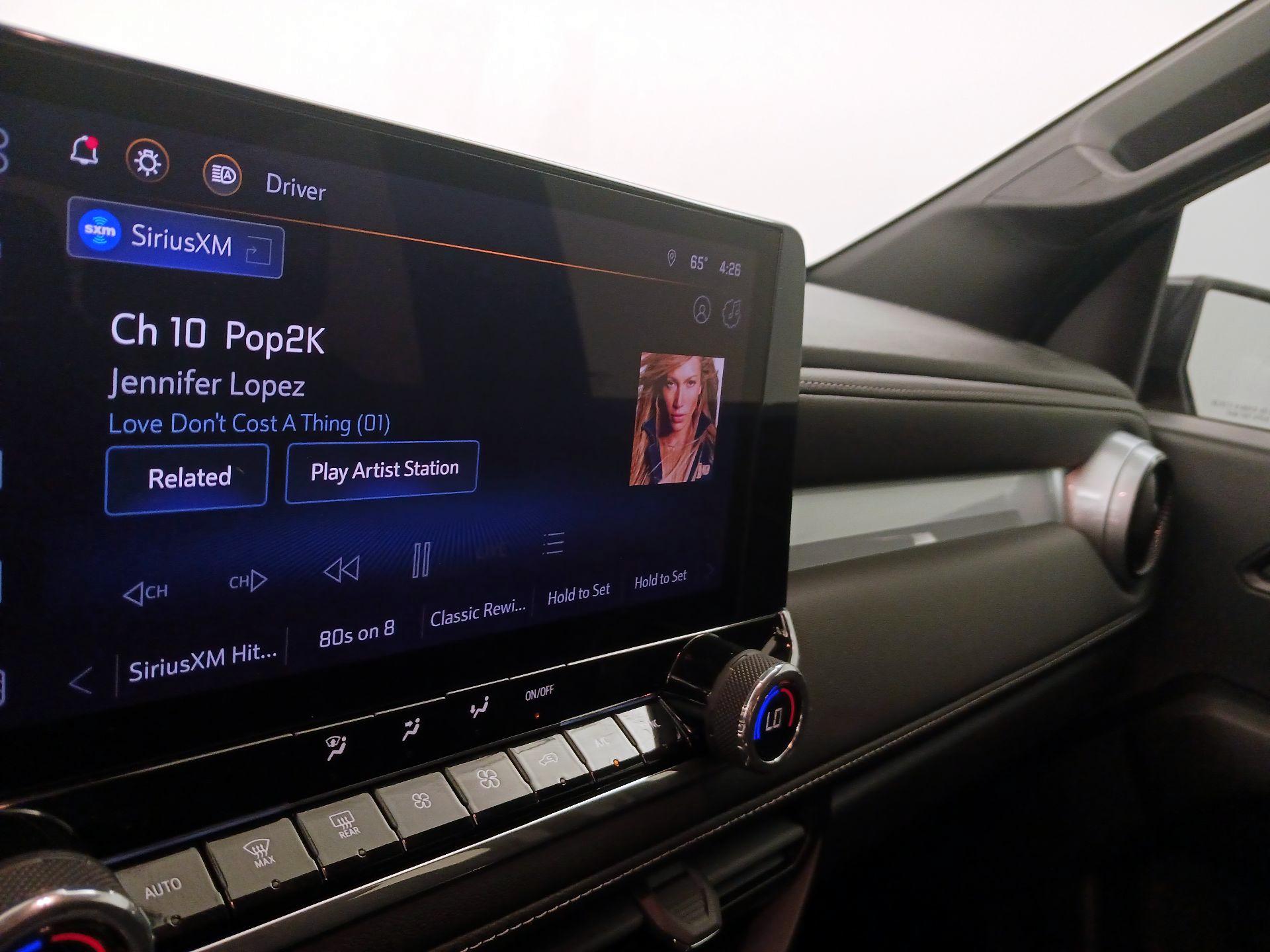 Thumbnail: 2024 Chevrolet Colorado - 15