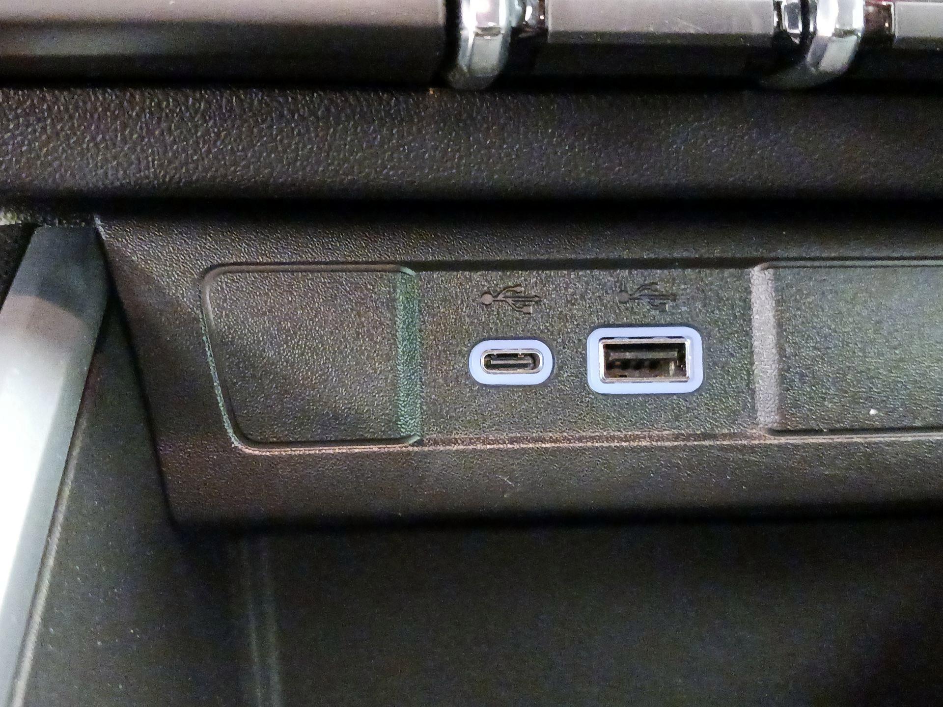 Thumbnail: 2024 Chevrolet Colorado - 18