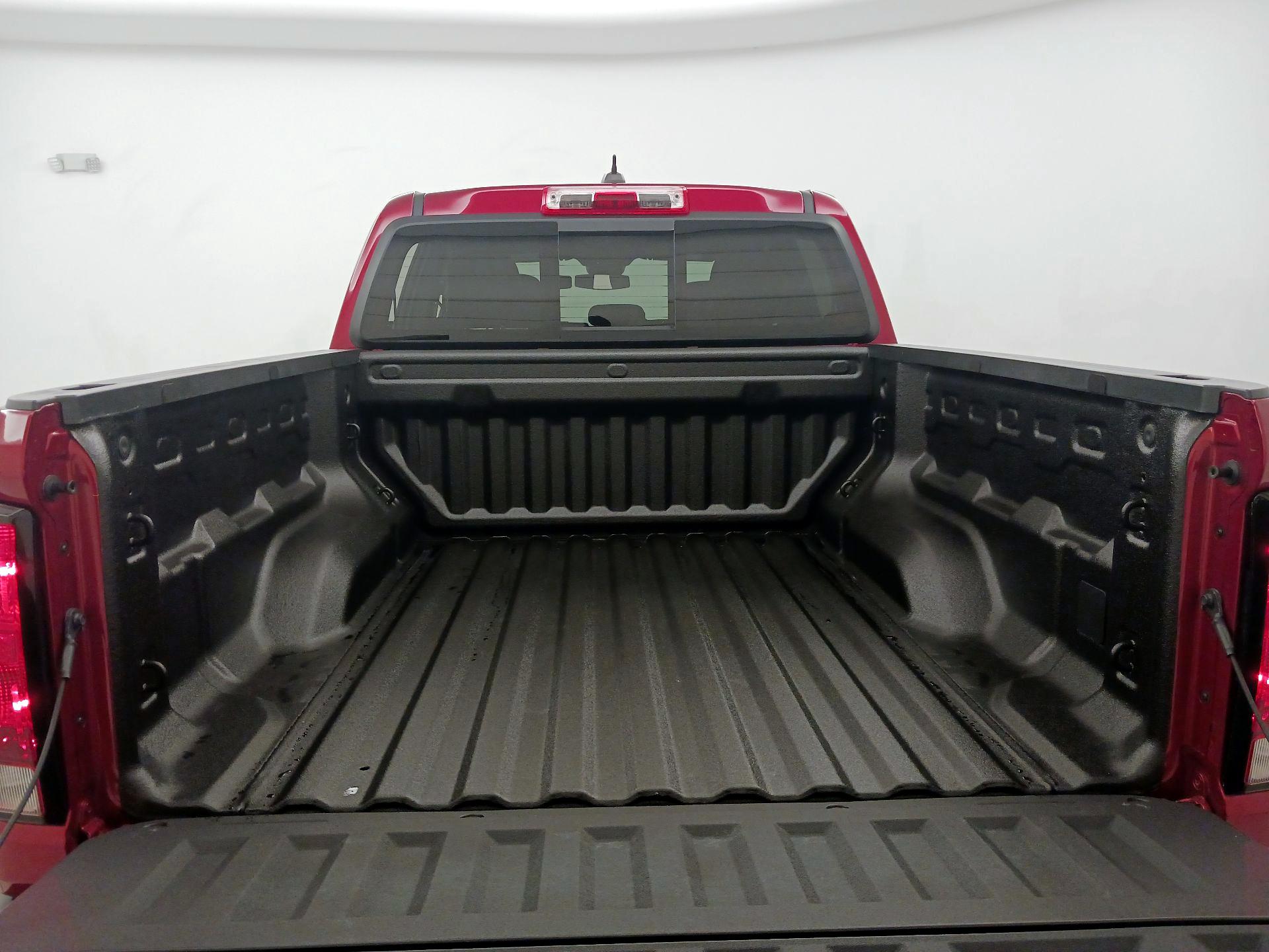 Thumbnail: 2024 Chevrolet Colorado - 20