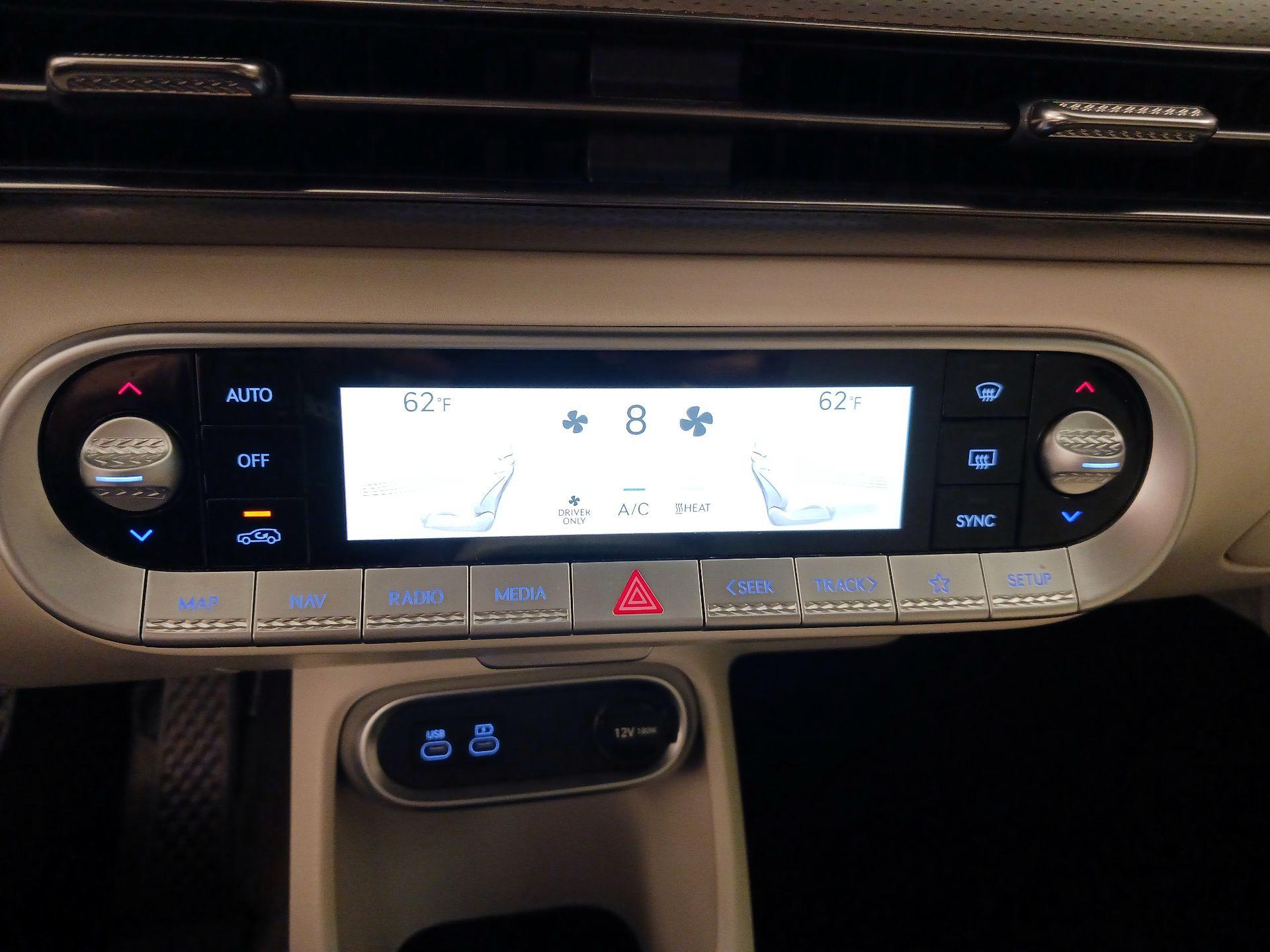 Thumbnail: 2023 Genesis GV60 - 17